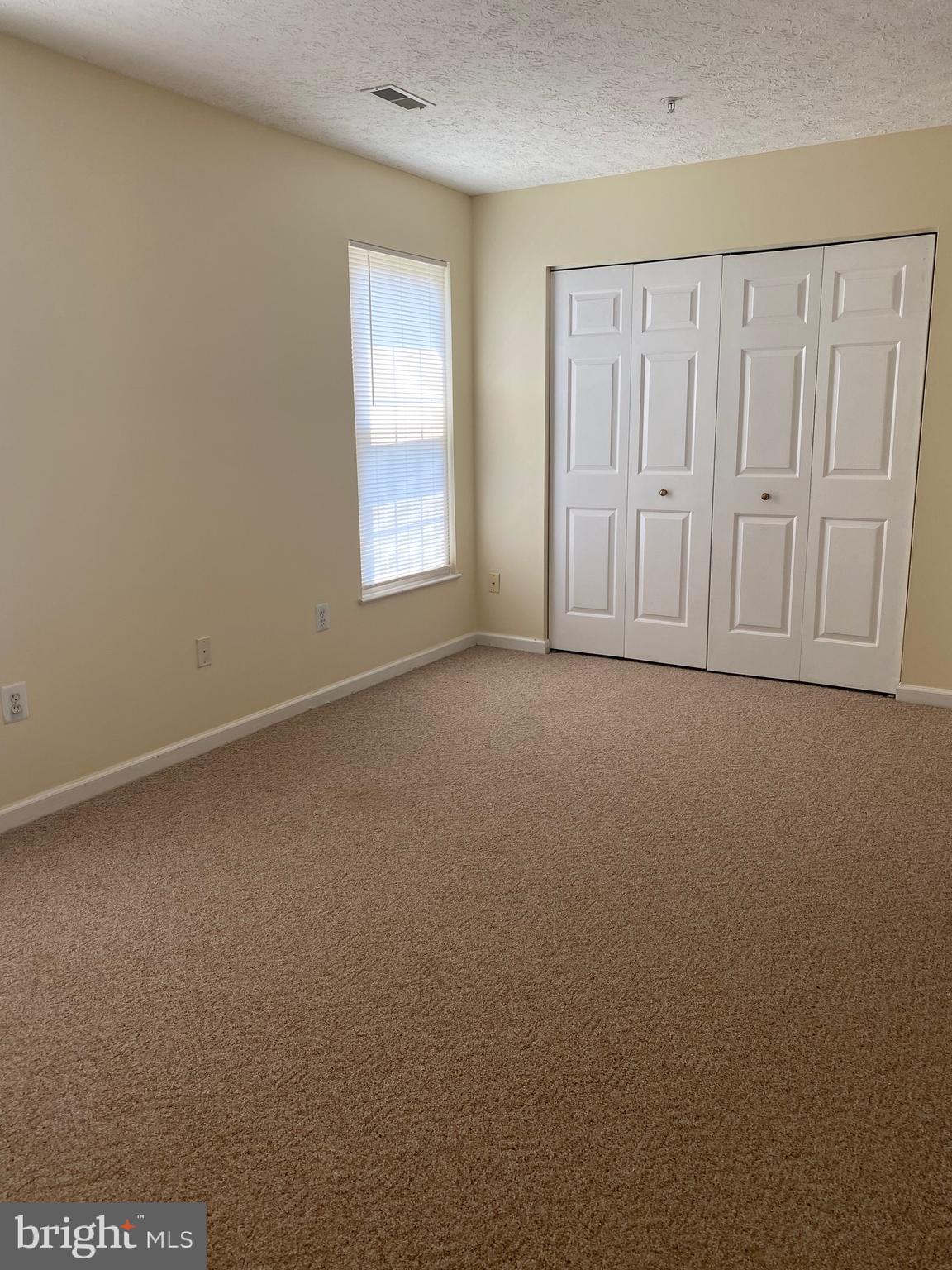 ABINGDON ESTATES - Residential Lease