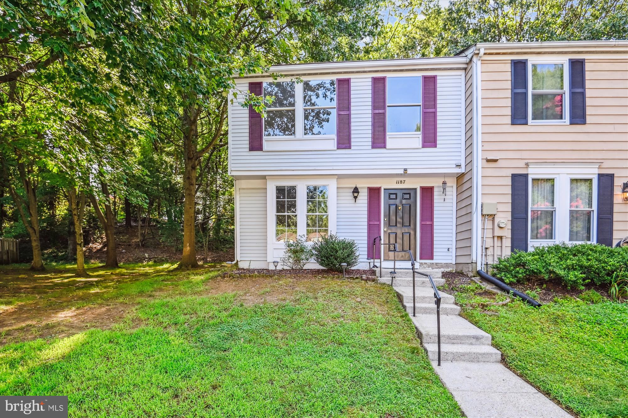 Recently updated end-unit townhome on the sought-after Broadneck Peninsula. This home showcases brand new luxury vinyl plank flooring in every room, fresh painting throughout the entire interior, and a tastefully upgraded kitchen with newly replaced cabinets and counters. The upstairs bathroom has been renovated with a new vanity, sink, and toilet. You'll move in just in time to enjoy your private fenced rear yard with patio this autumn. This beauty is move-in ready and is close to major commuter routes, shopping, dining, Bay Hills Golf Course and Pool, Broadneck Elementary, the Naval Academy/Annapolis/Fort Meade/Baltimore/DC, and so much more.