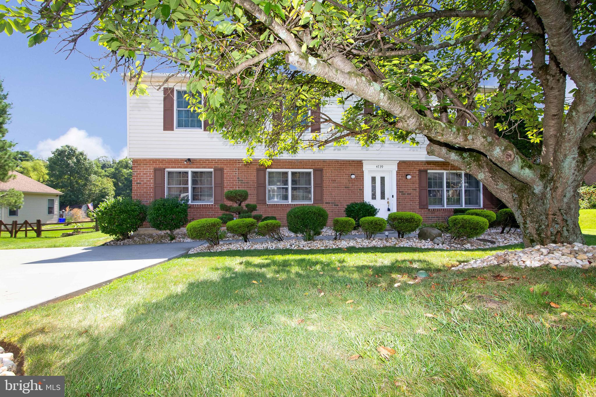 WOODRIDGE EAST - Residential