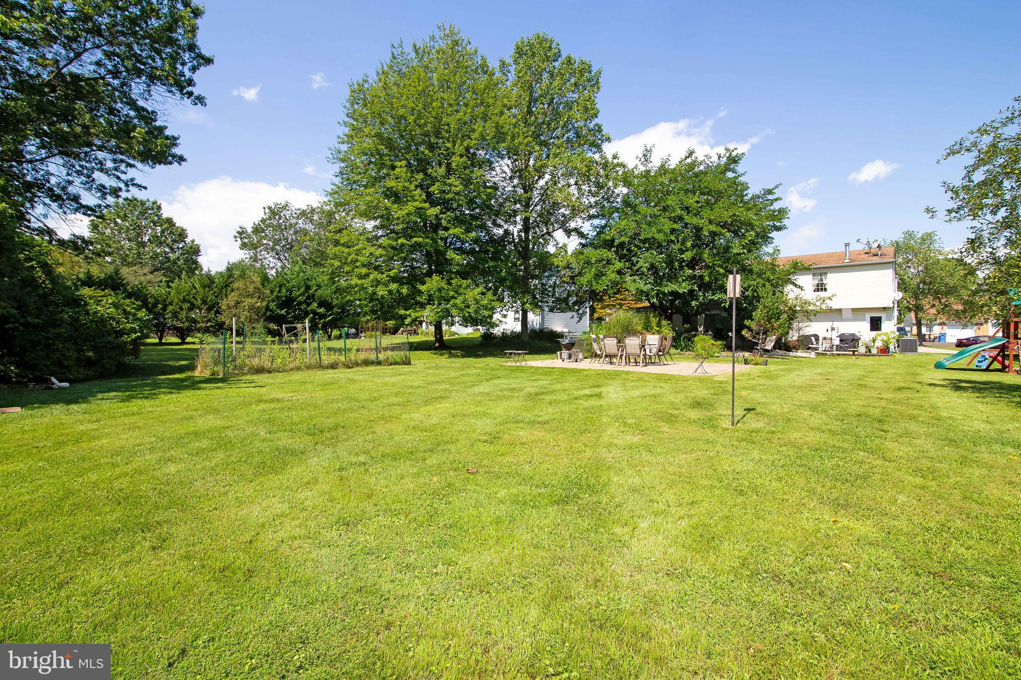 WOODRIDGE EAST - Residential
