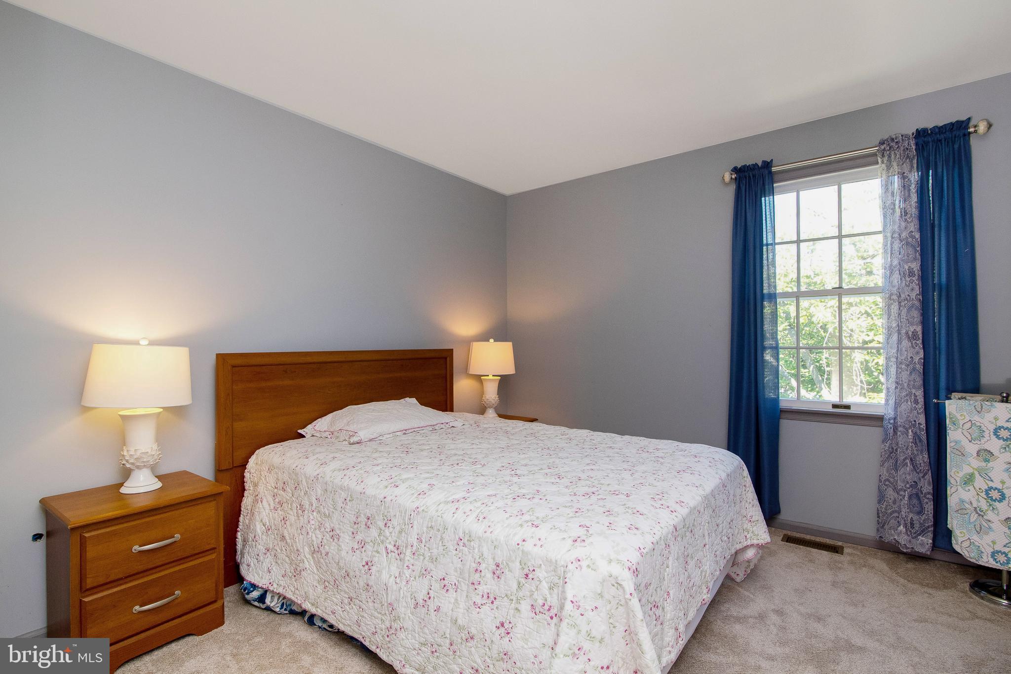 WOODRIDGE EAST - Residential