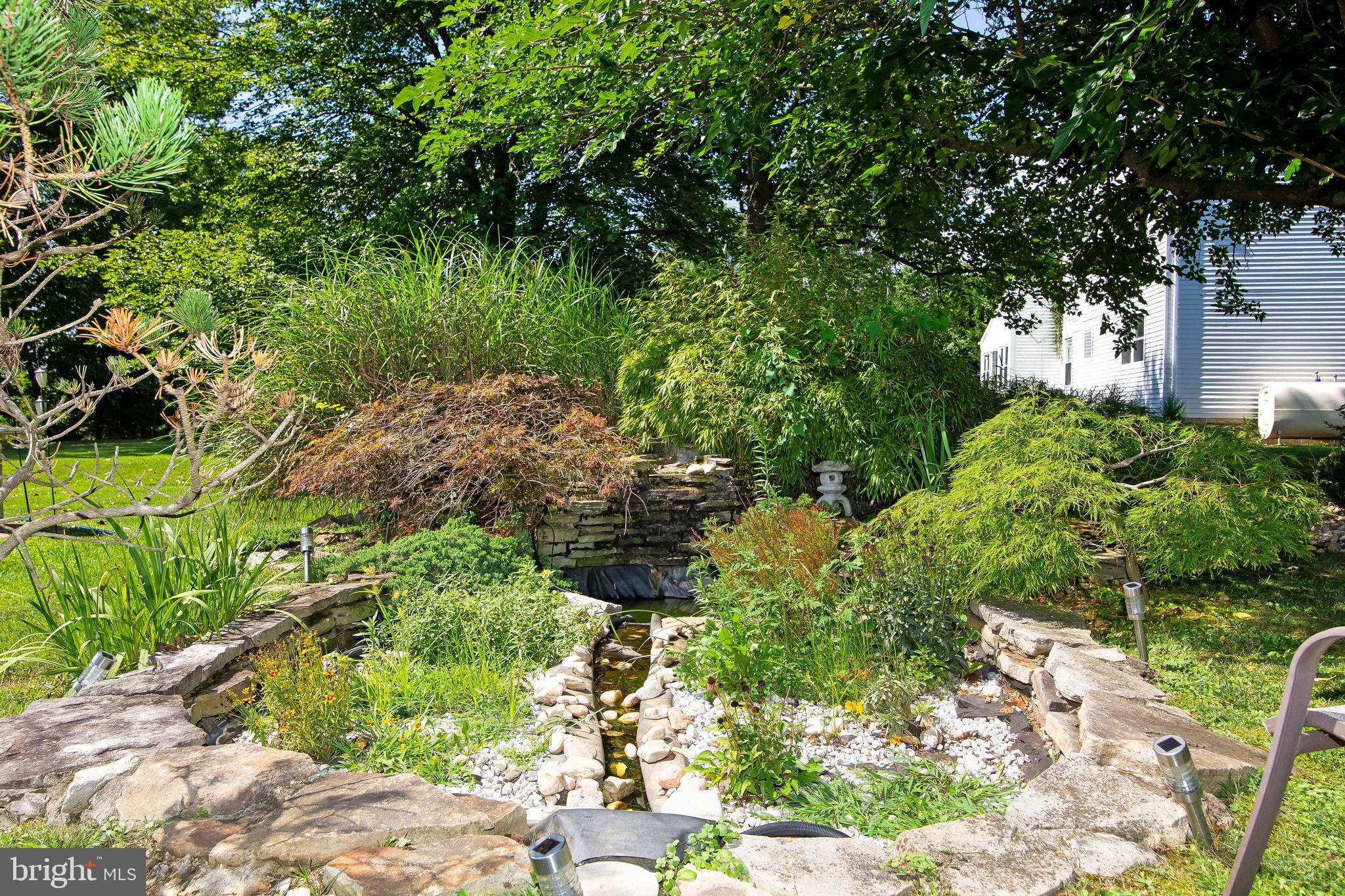 WOODRIDGE EAST - Residential