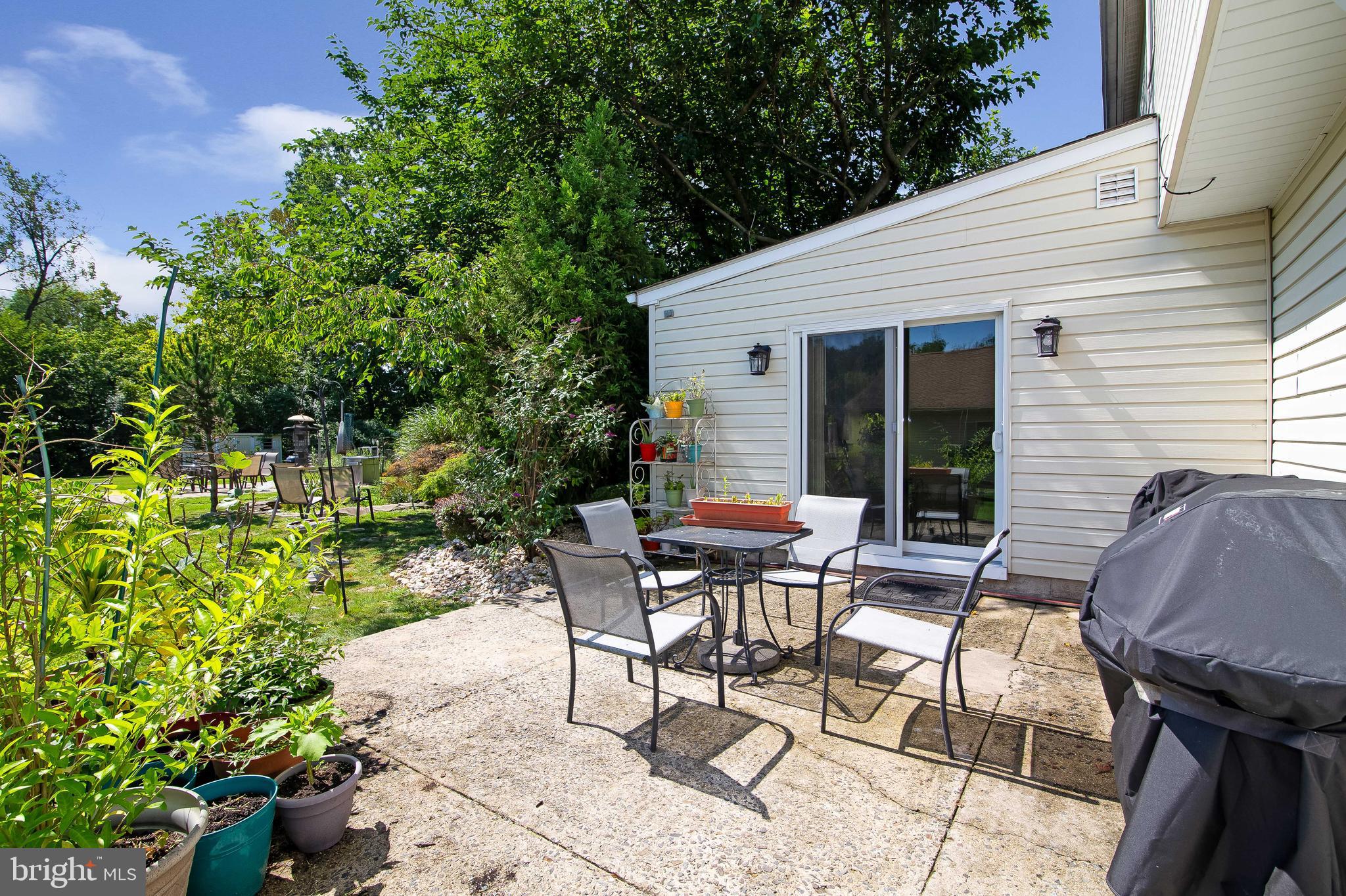WOODRIDGE EAST - Residential