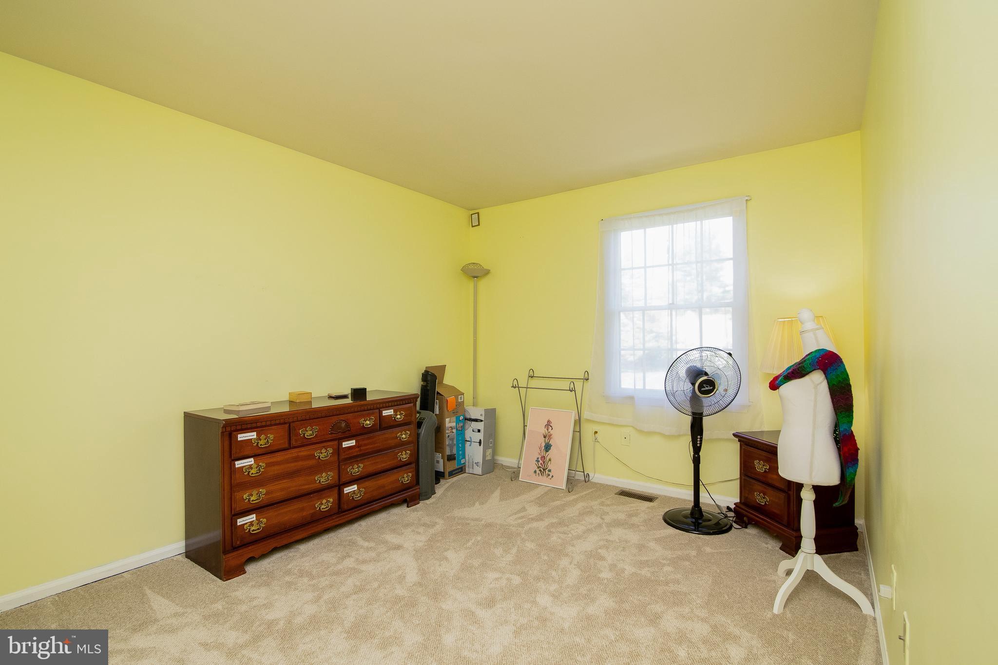 WOODRIDGE EAST - Residential