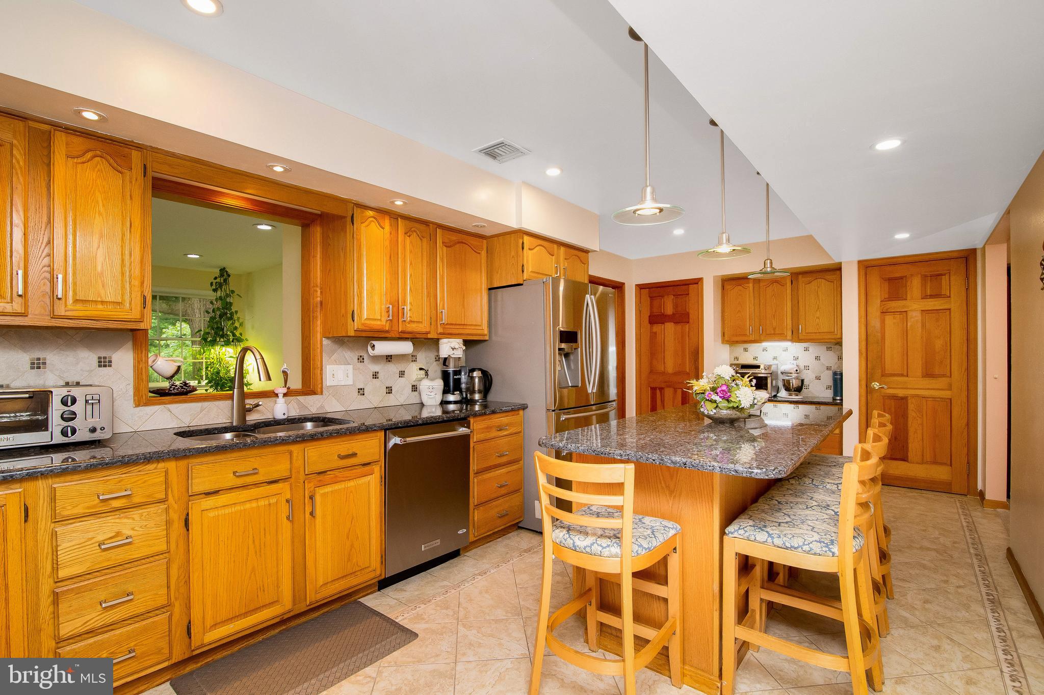 WOODRIDGE EAST - Residential