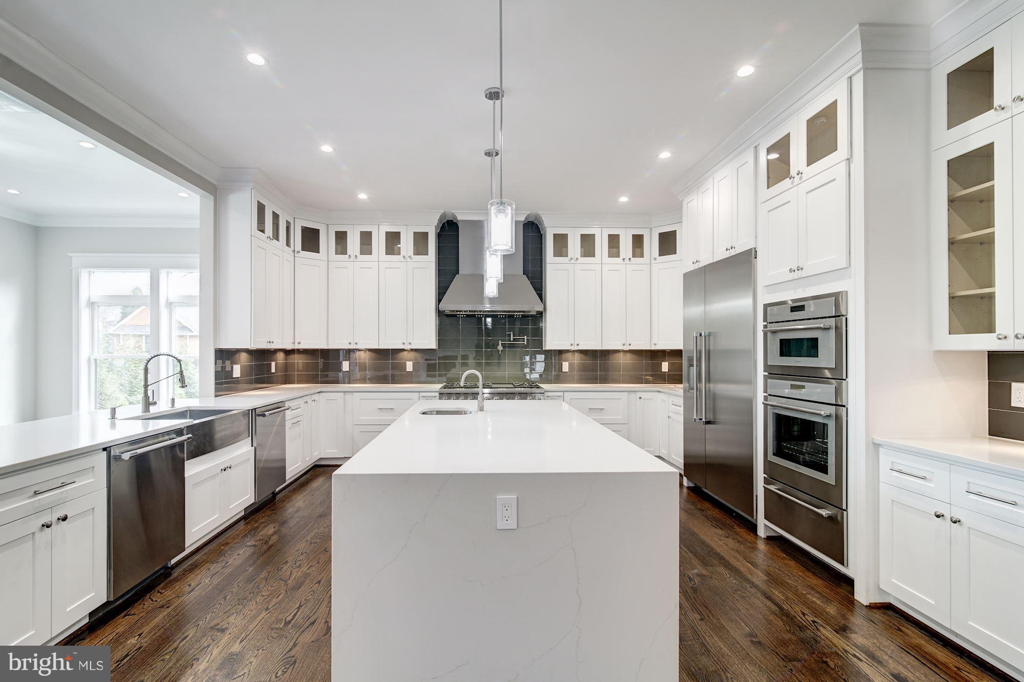 CHESTERBROOK GARDENS - Residential