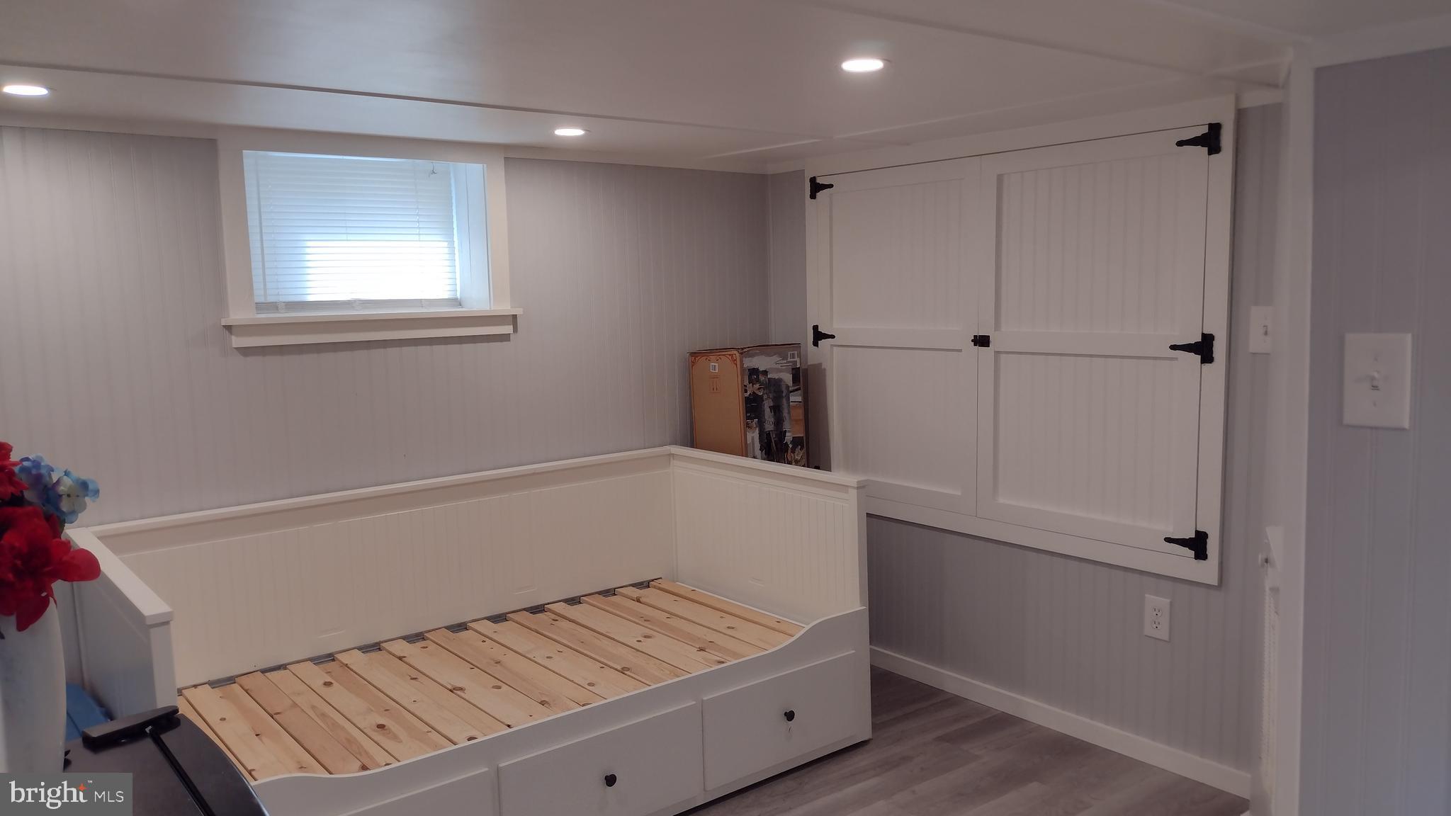 ROSEDALE TERRACE - Residential