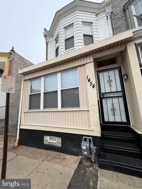 Townhouse For Sale - 1454 Mount Ephraim Avenue<br/> CAMDEN, NJ 08104