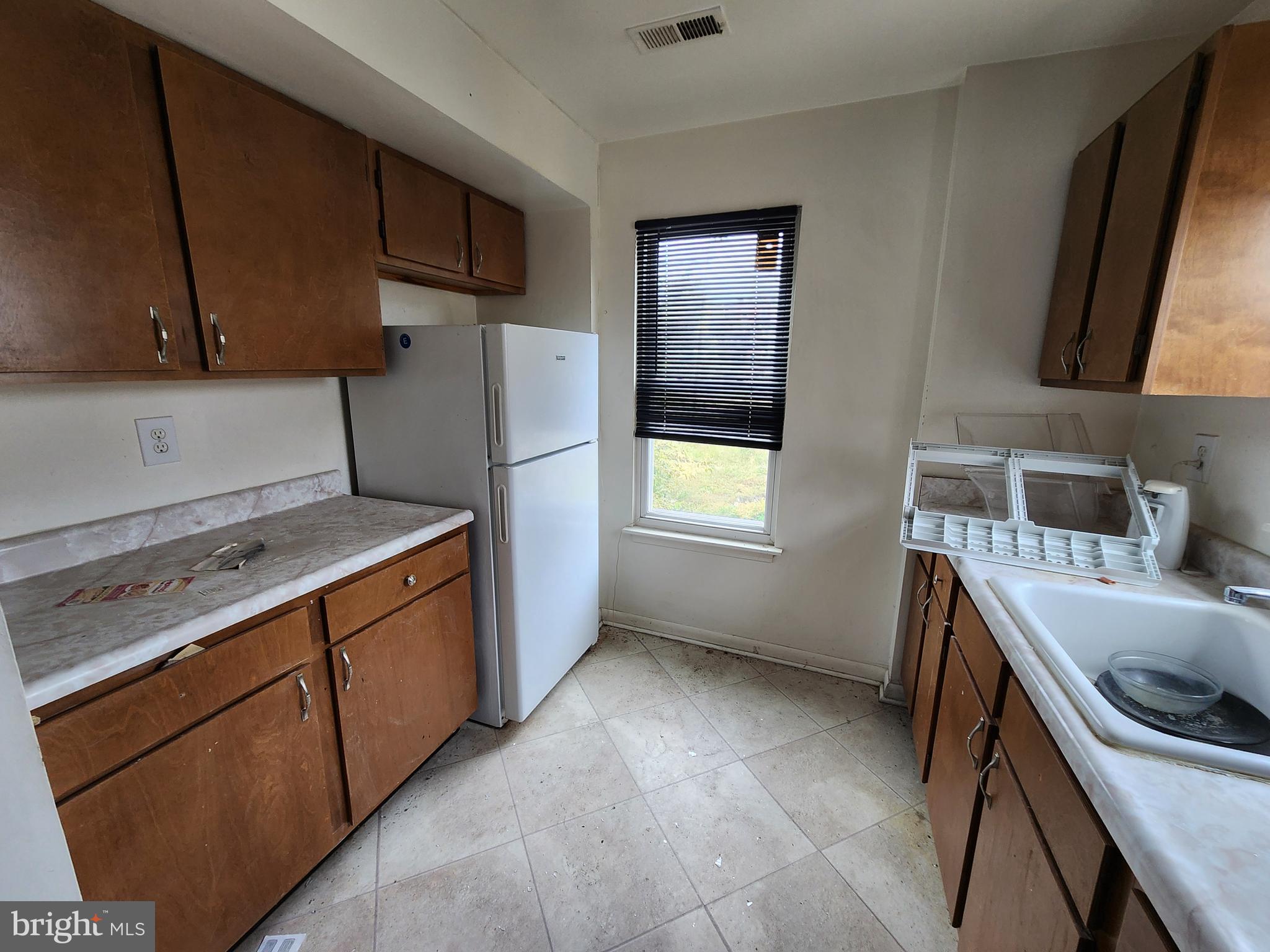 SANDTOWN-WINCHESTER - Residential