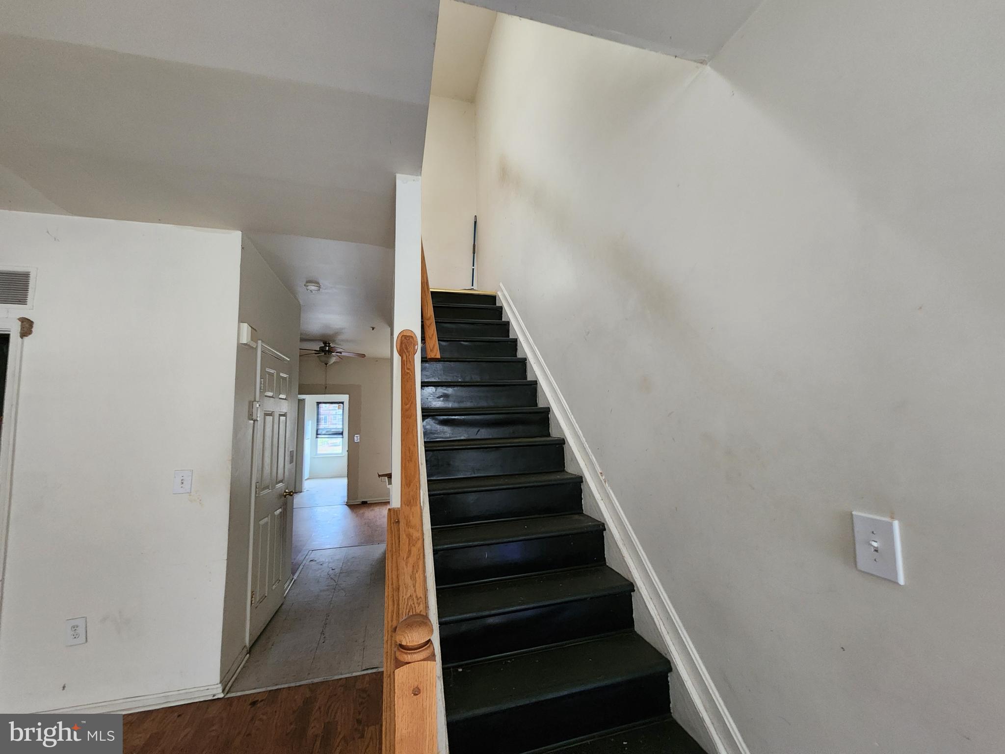 SANDTOWN-WINCHESTER - Residential