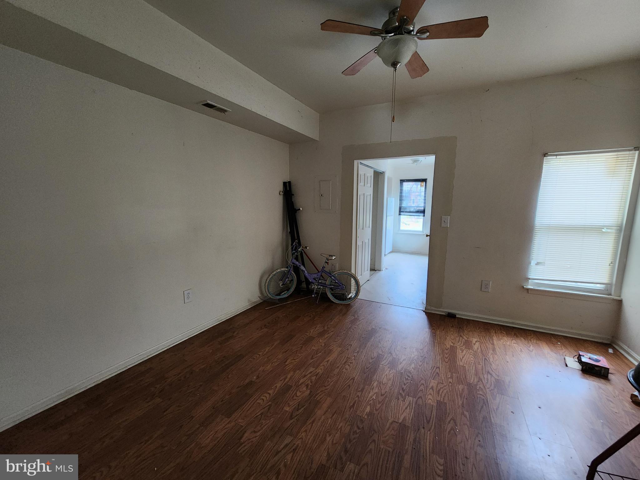 SANDTOWN-WINCHESTER - Residential