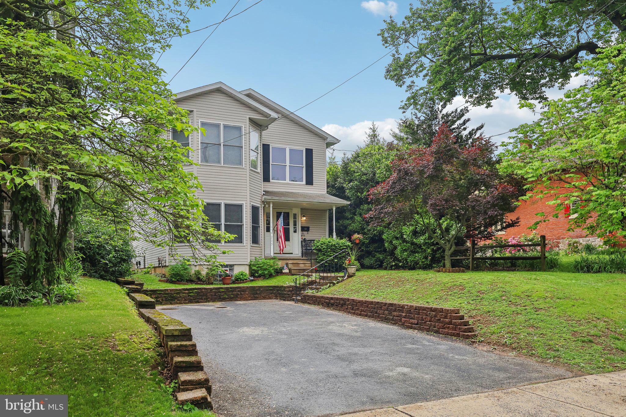 Charming 4-Bedroom Home in Rutledge Borough – Wallingford-Swarthmore School District
Welcome to 205 Linden Avenue, a beautifully maintained home nestled on a quiet block in the heart of Rutledge Borough. This spacious and inviting property offers the perfect blend of small-town charm and modern convenience.
Step onto the welcoming covered front porch and into the bright two-story foyer. The main level features a comfortable living room with a bay window, a versatile bedroom or office, and a full bathroom. The large eat-in kitchen opens seamlessly into the cozy family room, making it an ideal space for both everyday living and entertaining. Enjoy views of the flat, private backyard – perfect for gatherings, gardening, or relaxing .
Upstairs, the expansive primary suite includes a bay window, a walk-in closet, and a luxurious en-suite bath with a soaking tub and separate shower. Two additional bedrooms on this level feature brand new paint and carpeting and share a full hall bath.
The unfinished lower level provides ample storage space and offers great potential for future expansion. Located in the award-winning Wallingford-Swarthmore School District, this home is just a short walk to the train station, close to shopping, and less than 15 minutes from Philadelphia International Airport.
Don’t miss this opportunity to own a wonderful home in a desirable community!