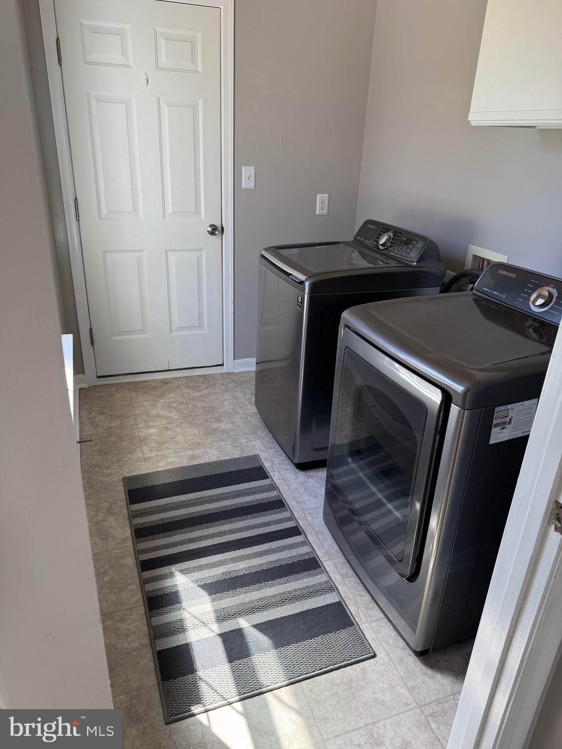 MEADOW VIEW - Residential Lease