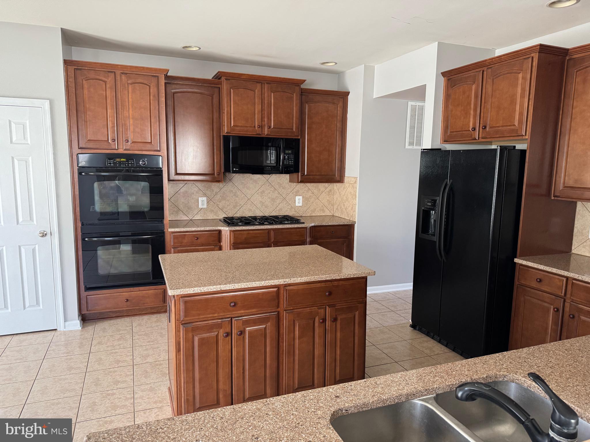 MEADOW VIEW - Residential Lease