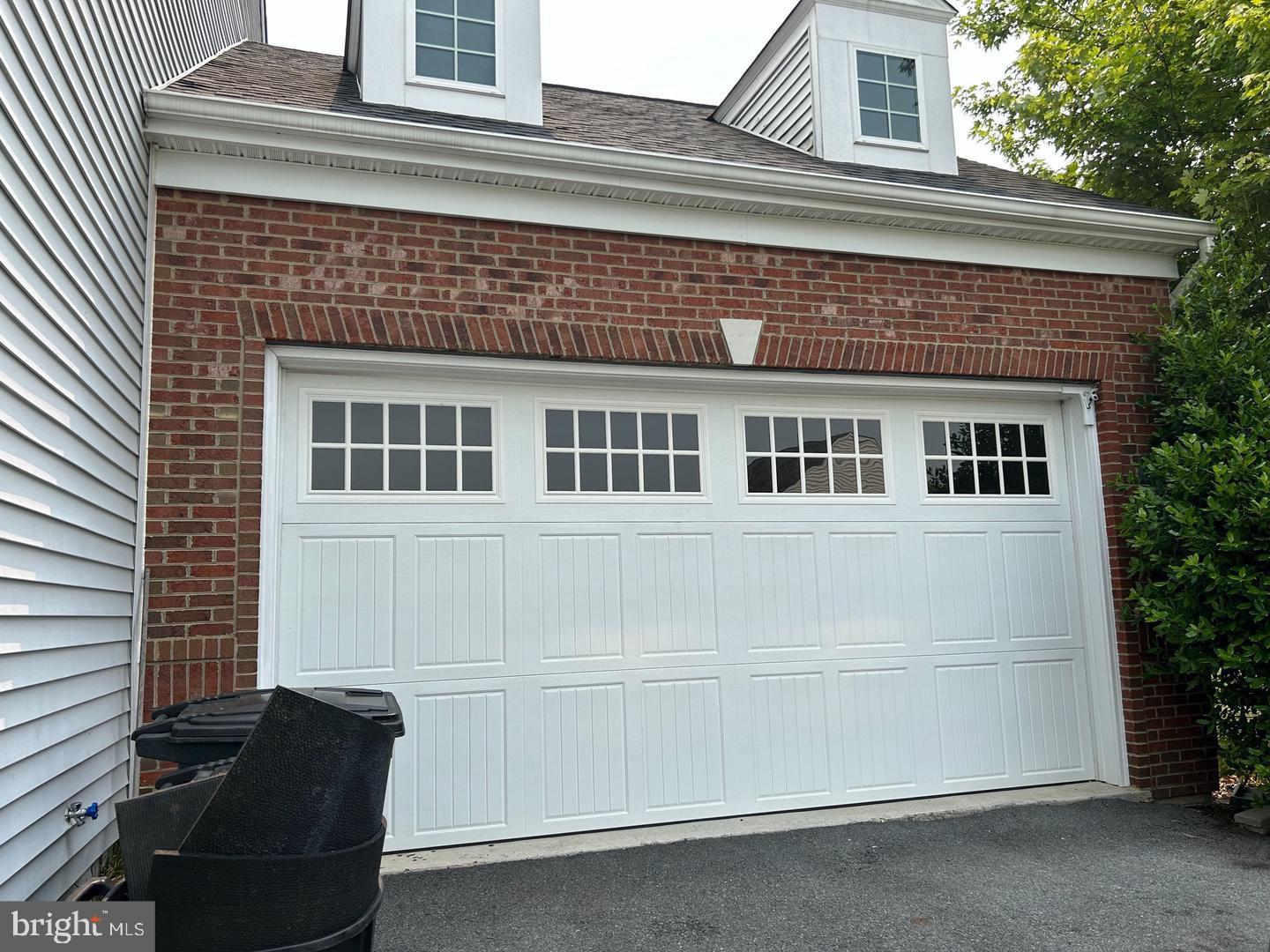 MEADOW VIEW - Residential Lease