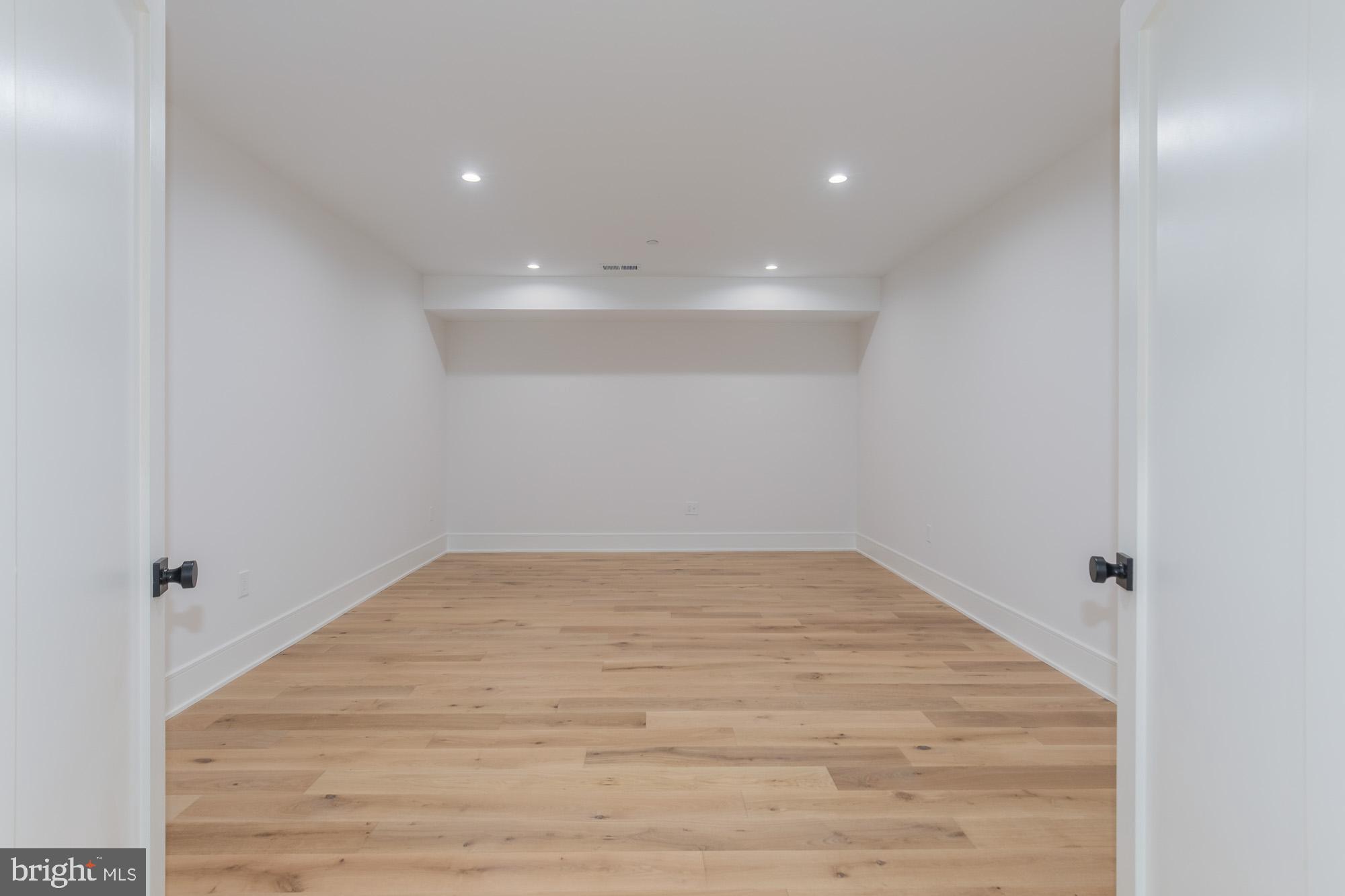 ROCK CREEK HILLS - Residential