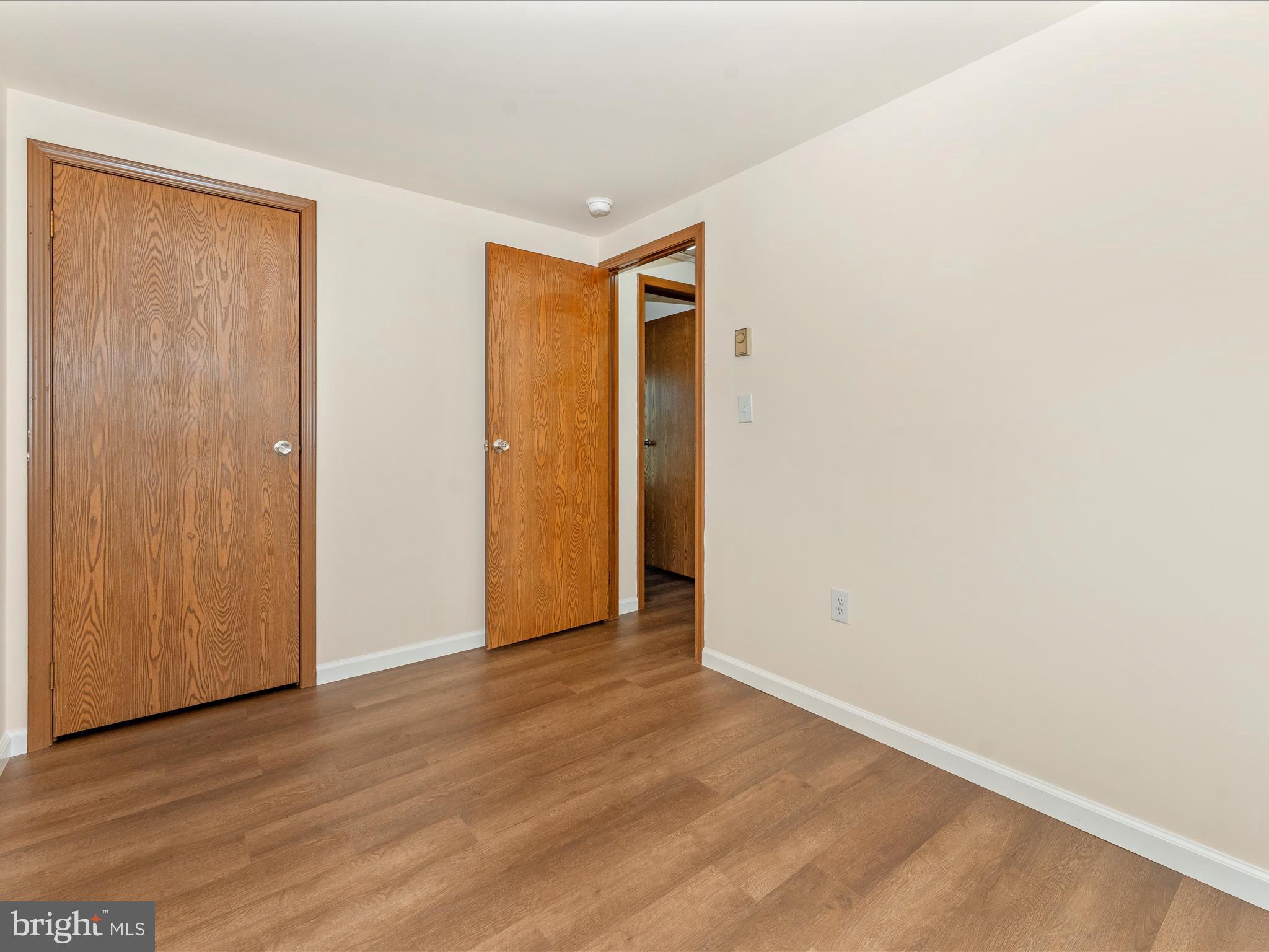 SPRINGFIELD VILLAGE - Residential