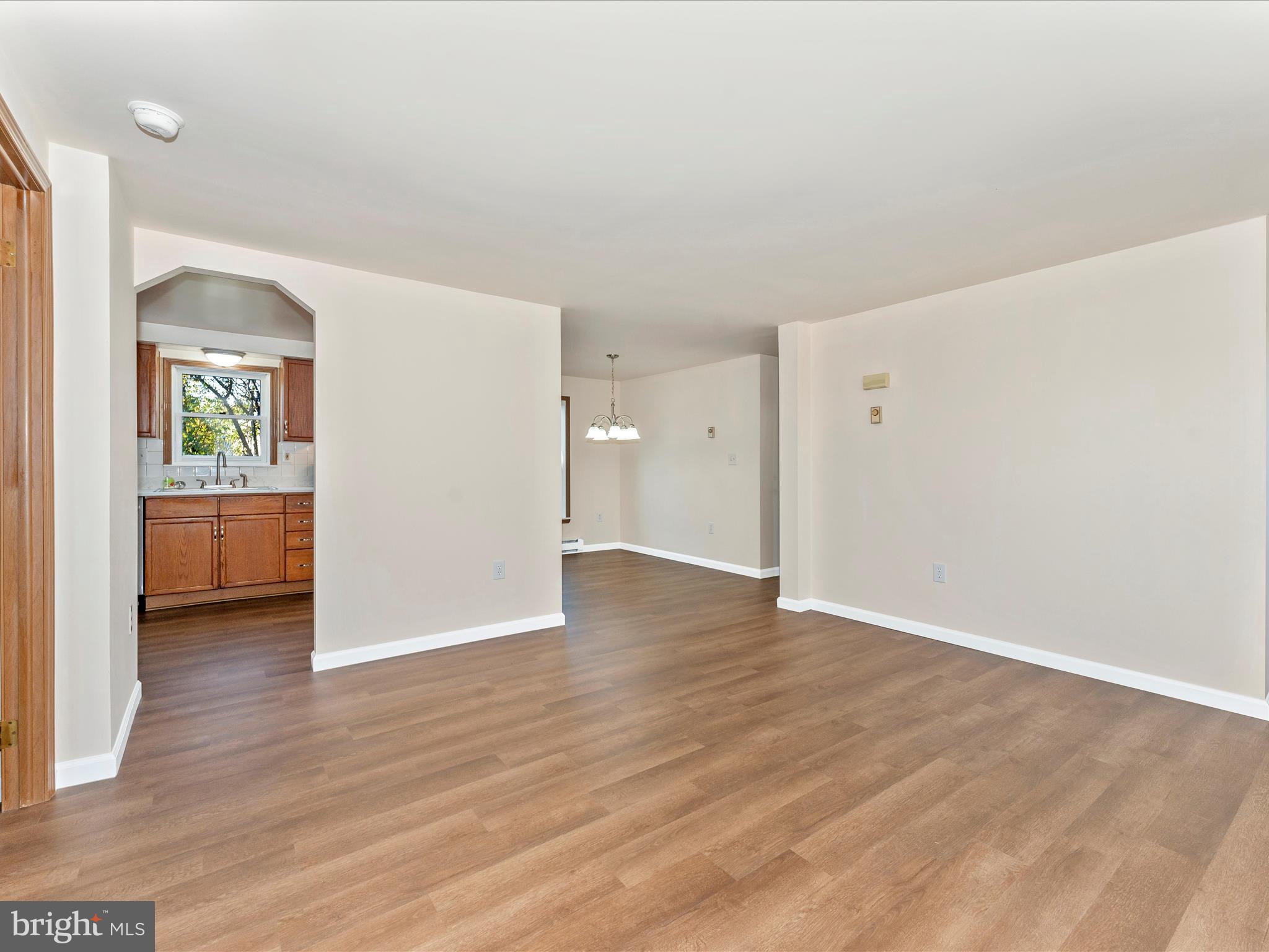 SPRINGFIELD VILLAGE - Residential