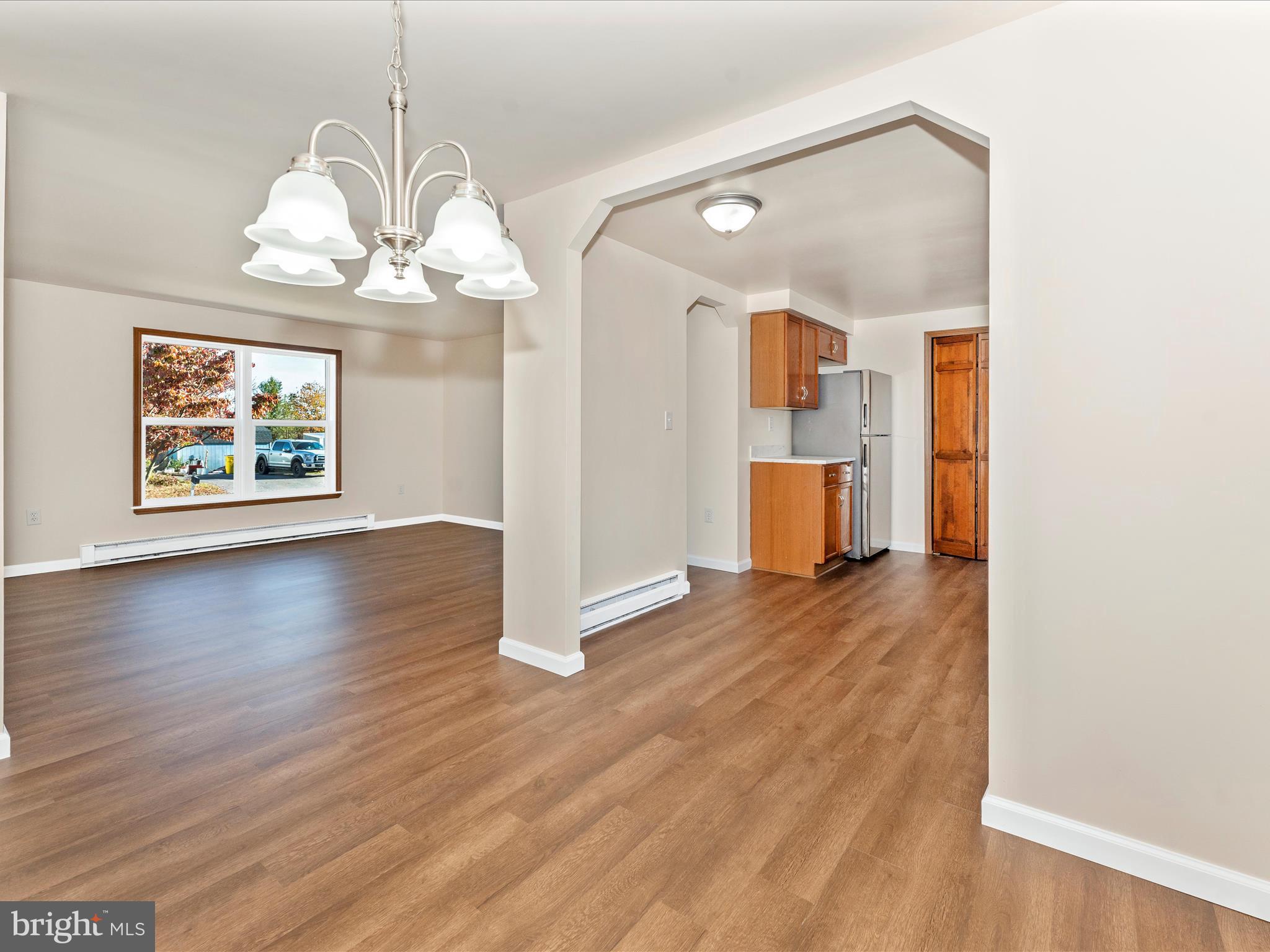 SPRINGFIELD VILLAGE - Residential