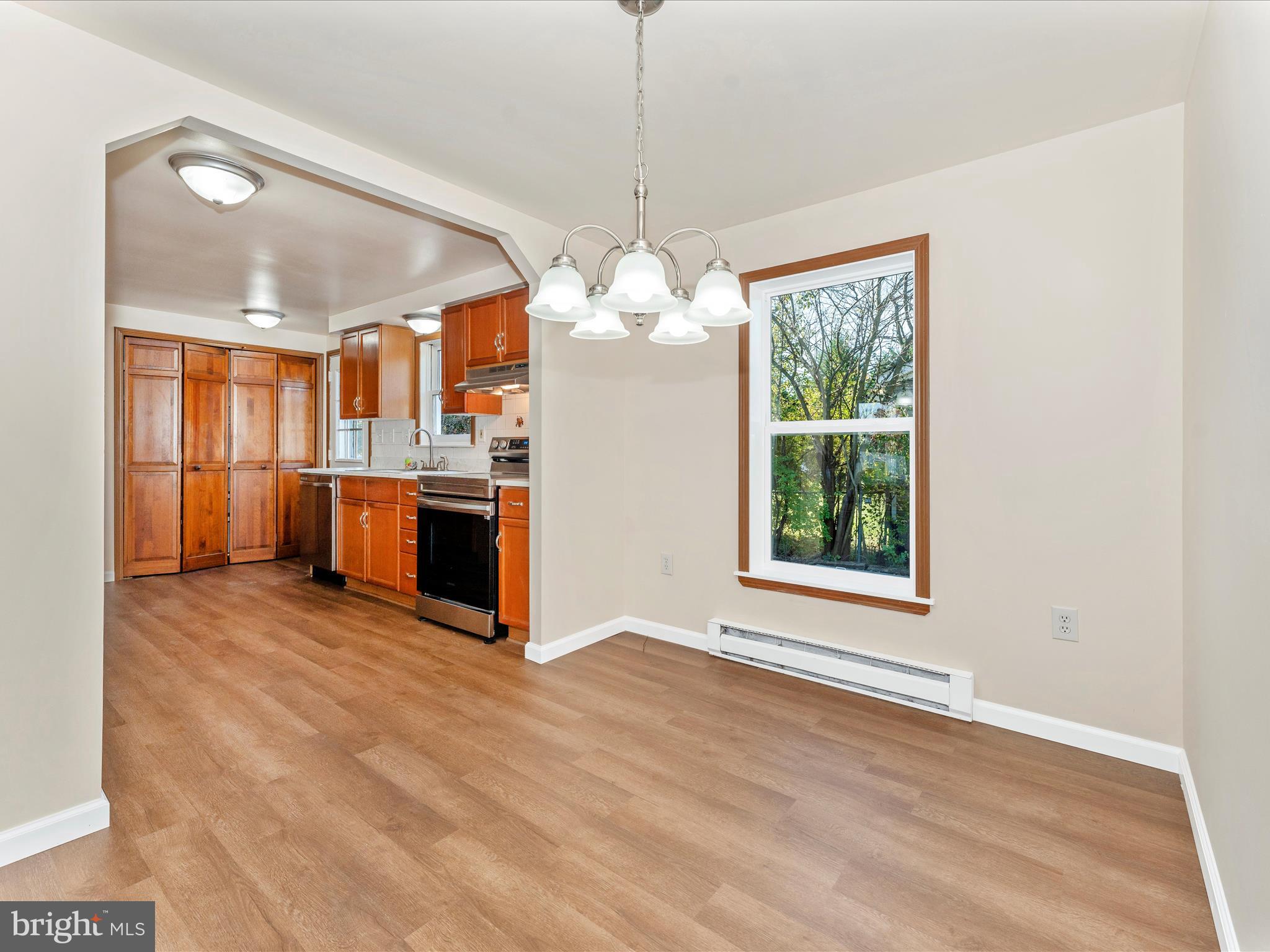 SPRINGFIELD VILLAGE - Residential