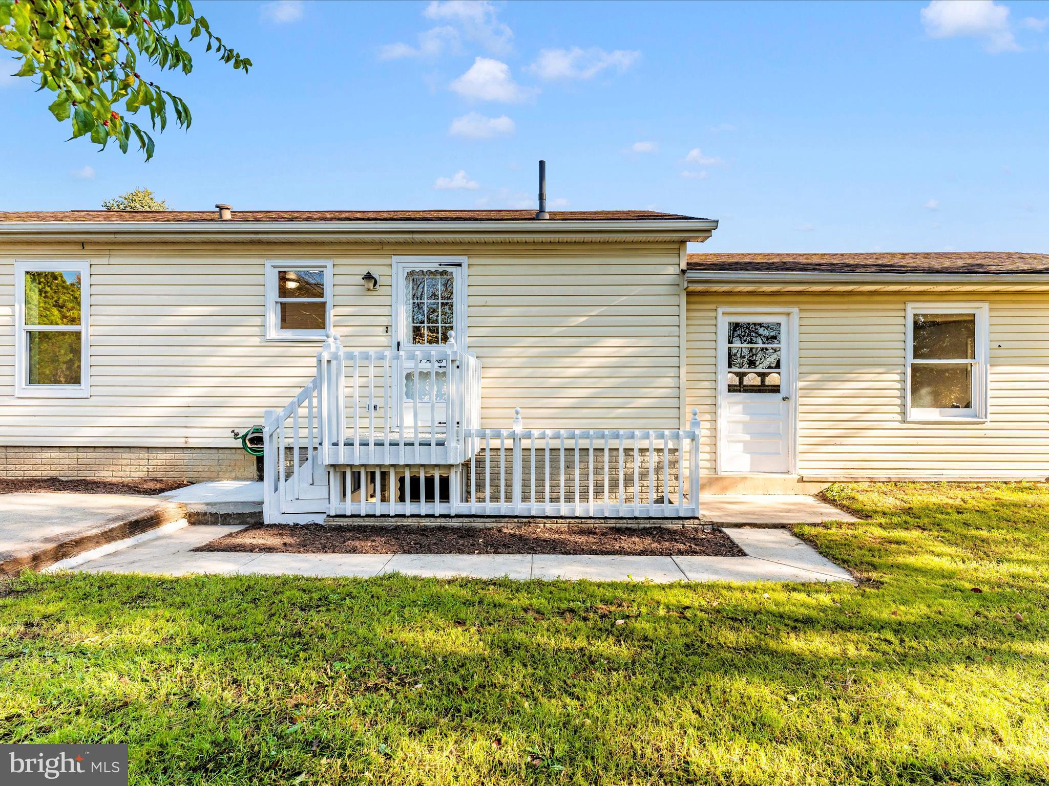 SPRINGFIELD VILLAGE - Residential