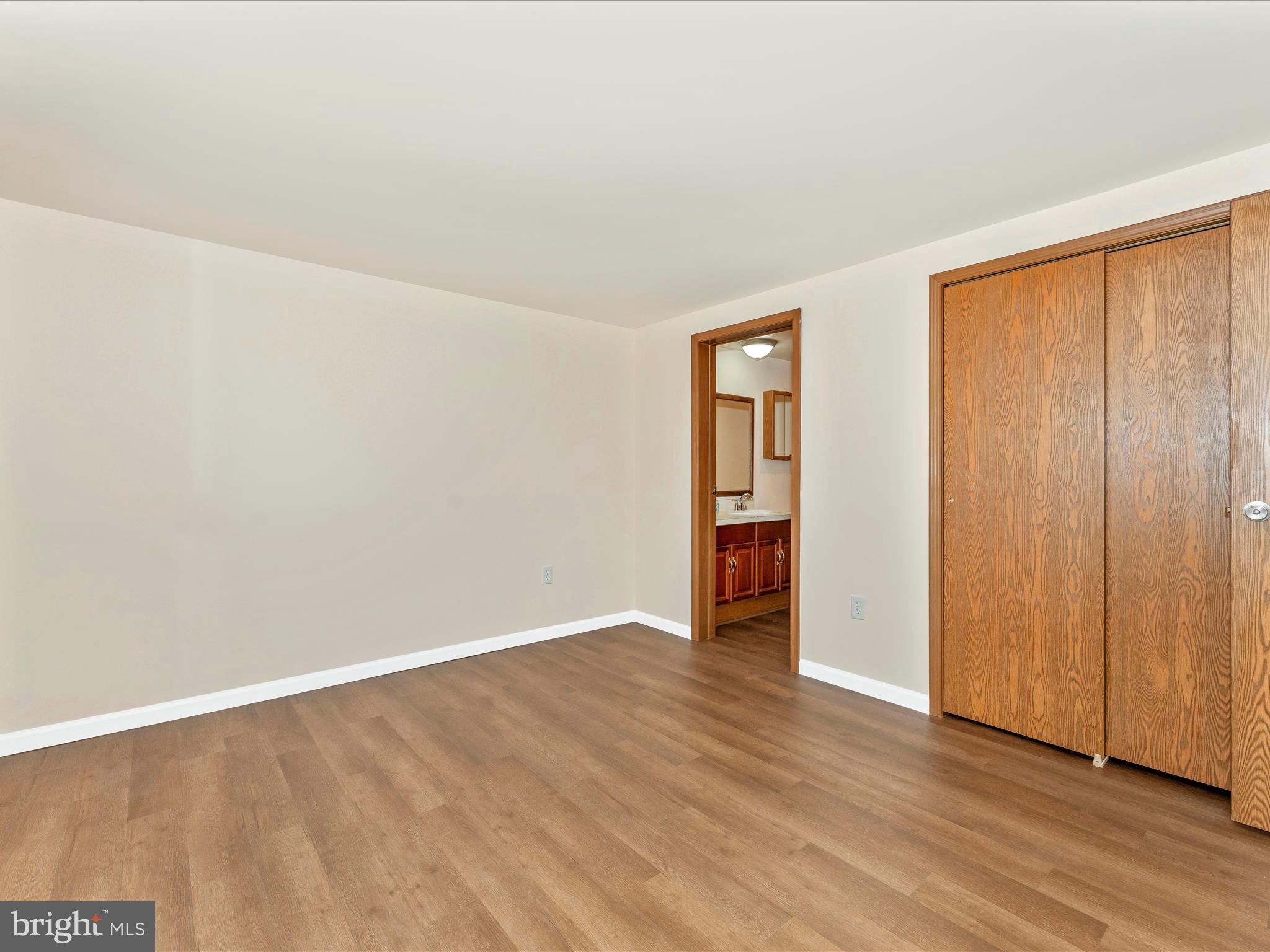 SPRINGFIELD VILLAGE - Residential