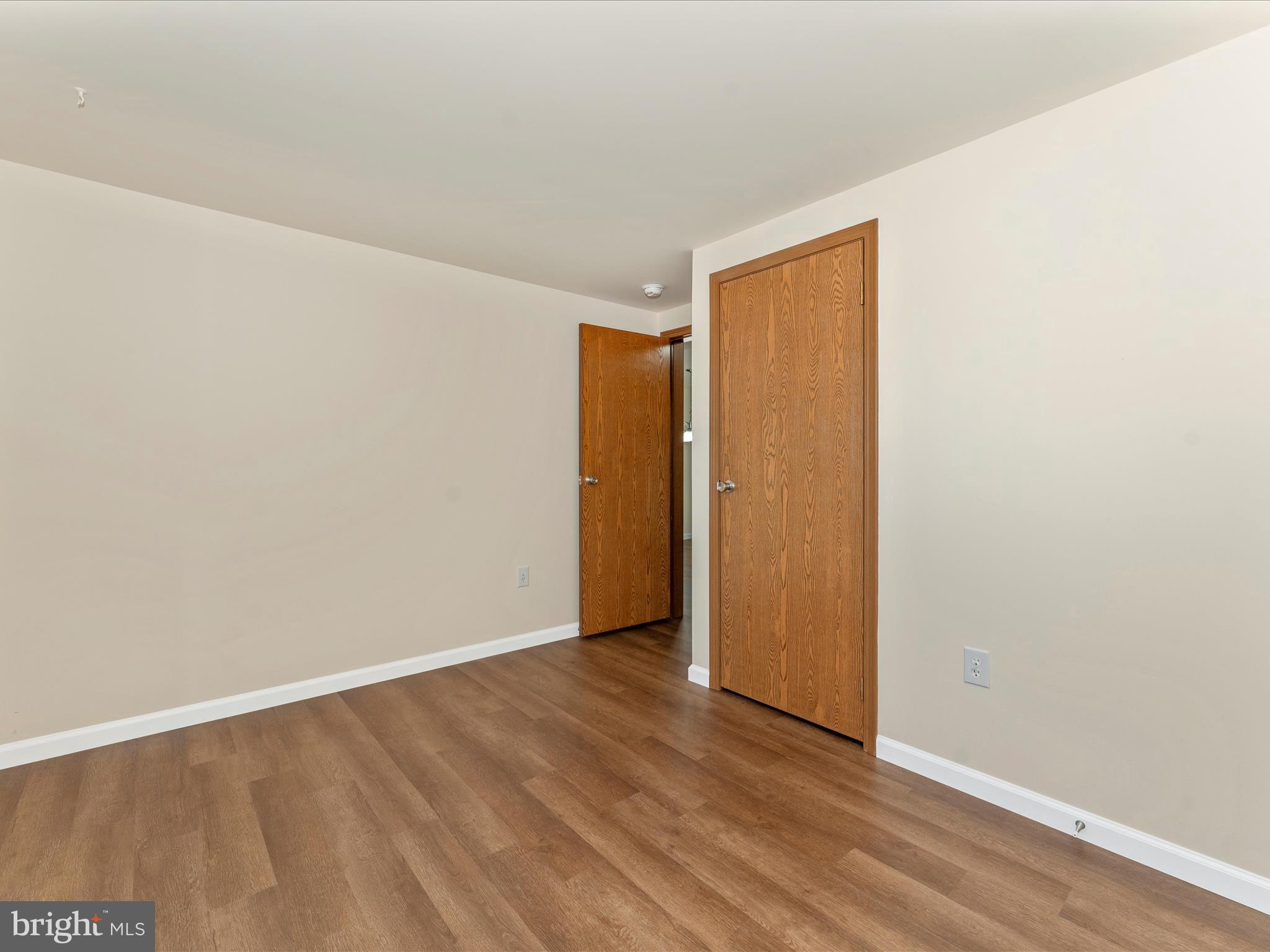 SPRINGFIELD VILLAGE - Residential