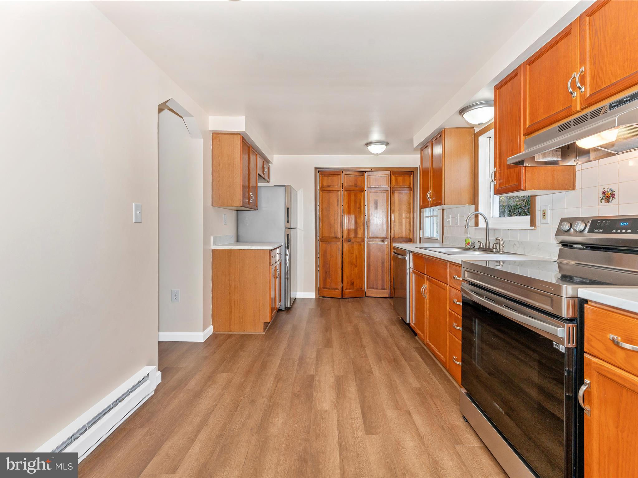 SPRINGFIELD VILLAGE - Residential