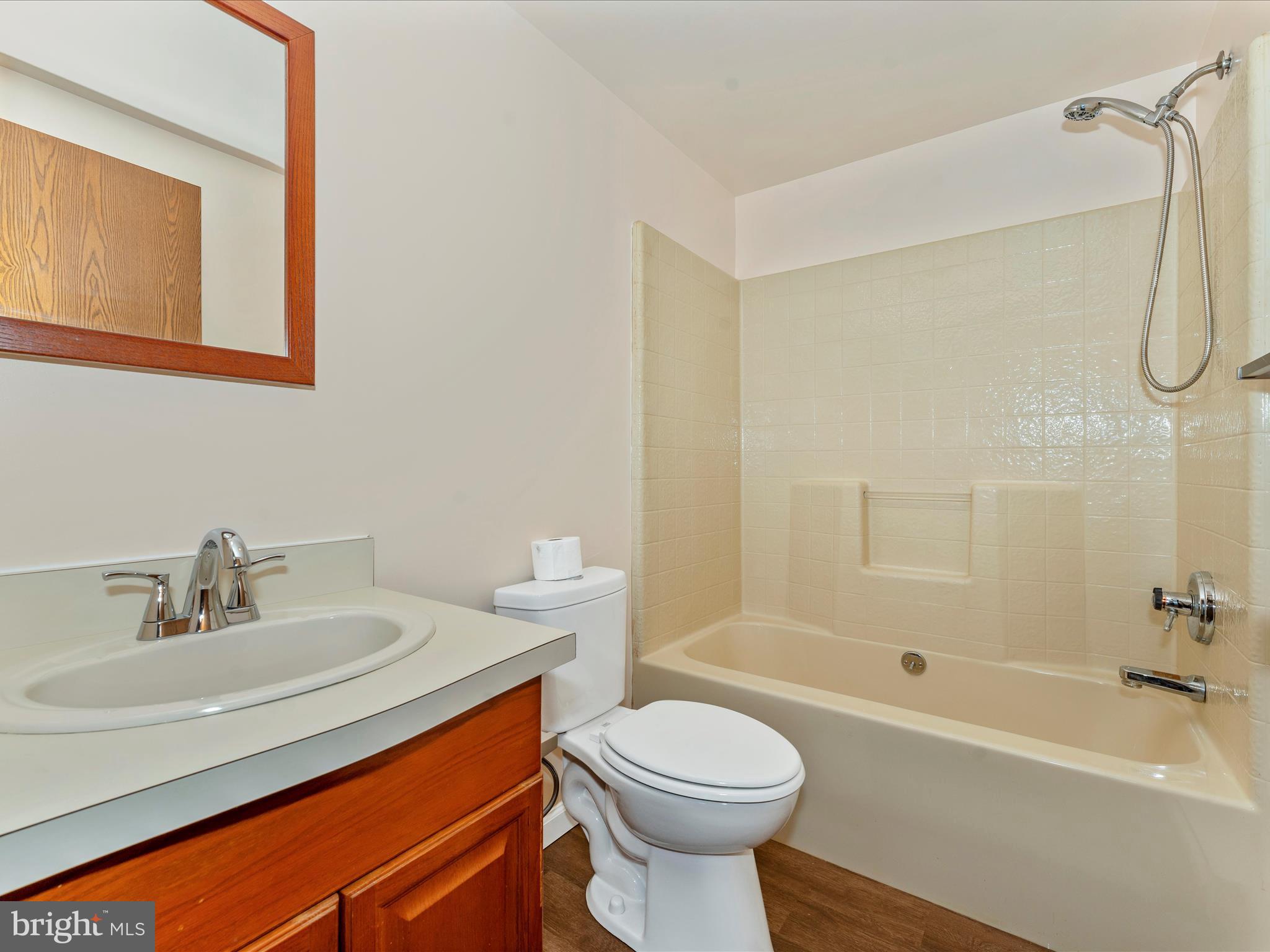 SPRINGFIELD VILLAGE - Residential