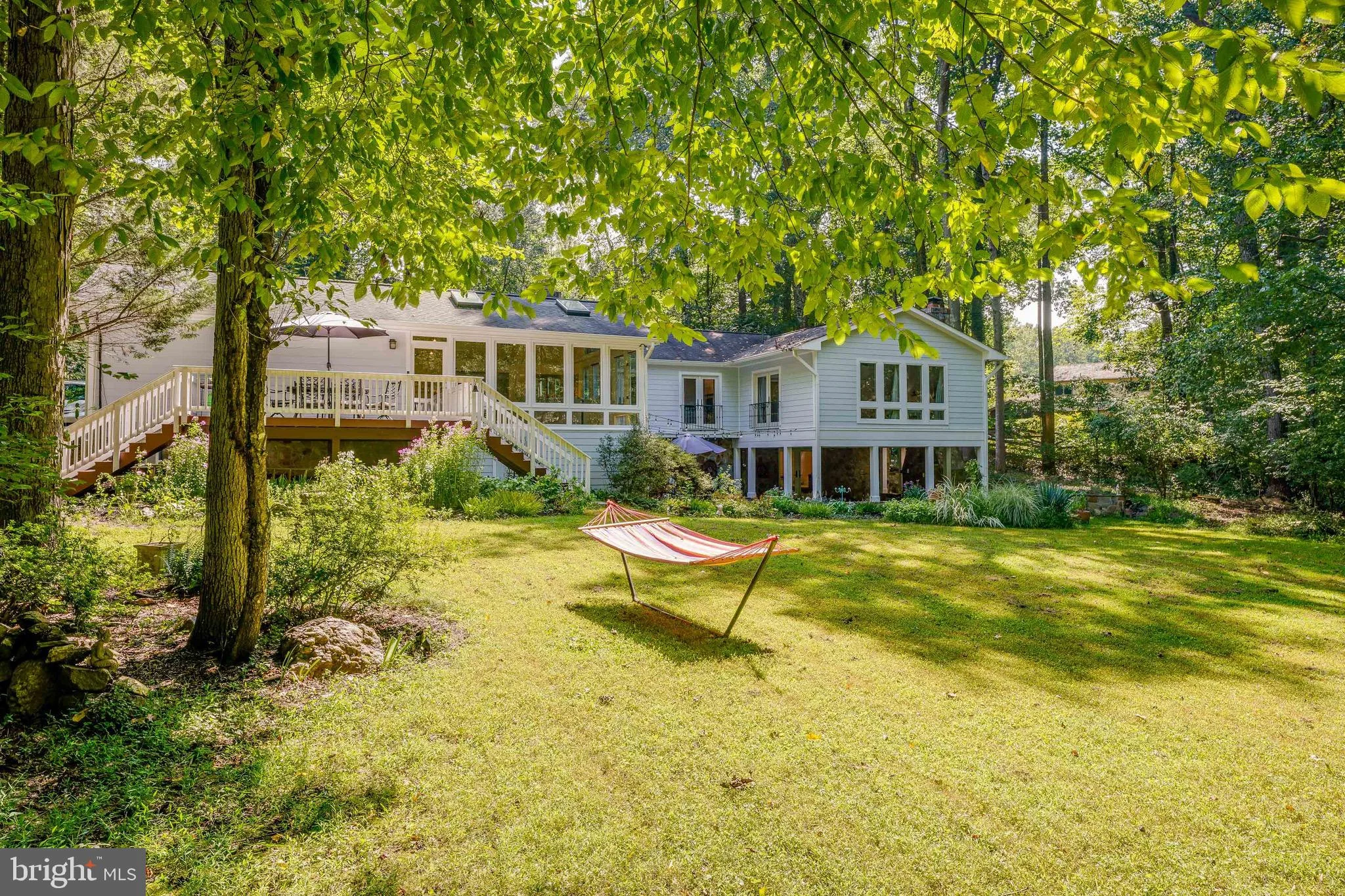 10414 Hunter Ridge Drive, Oakton, VA 22124