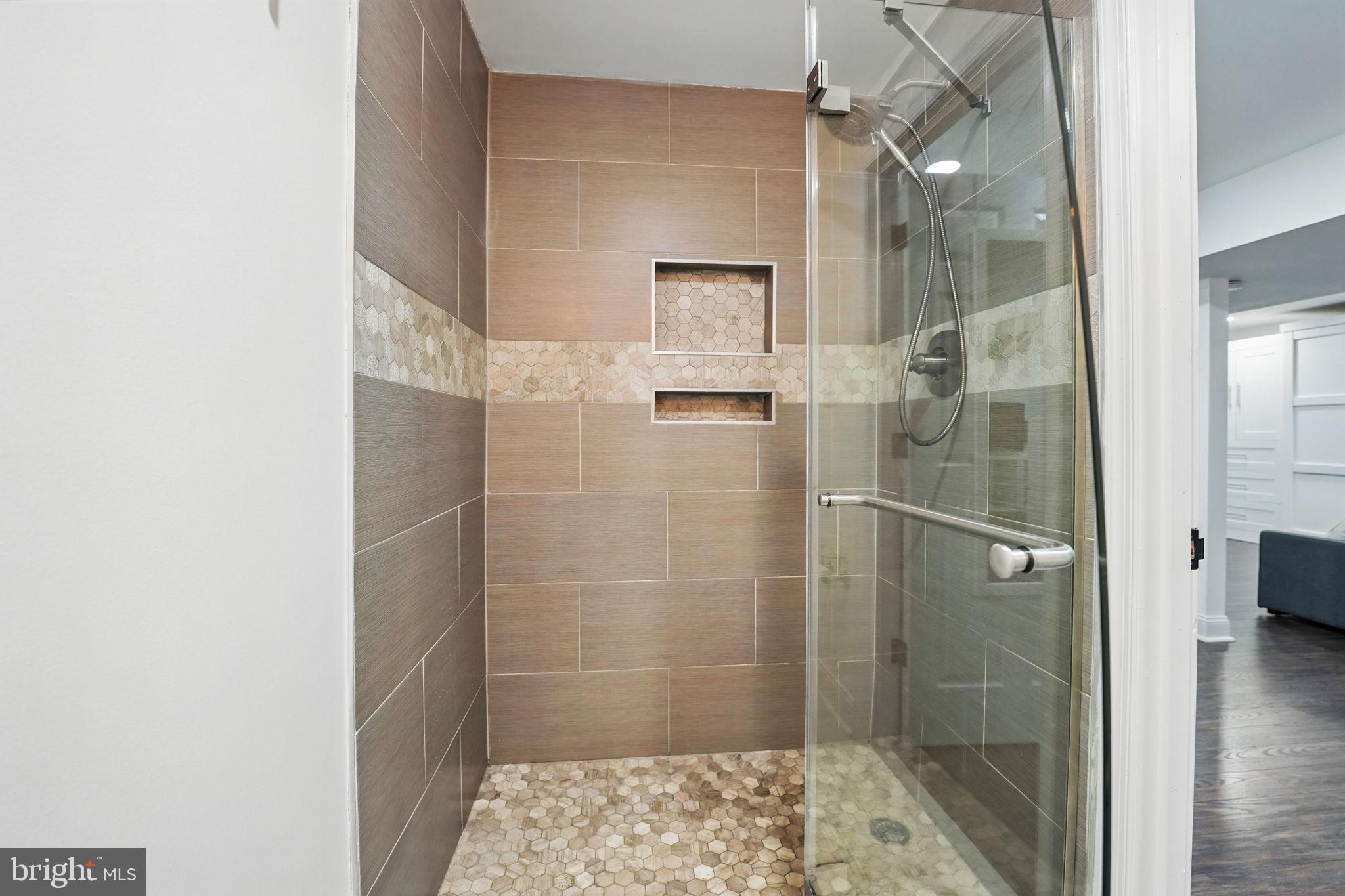 ROLLING FOREST - Residential