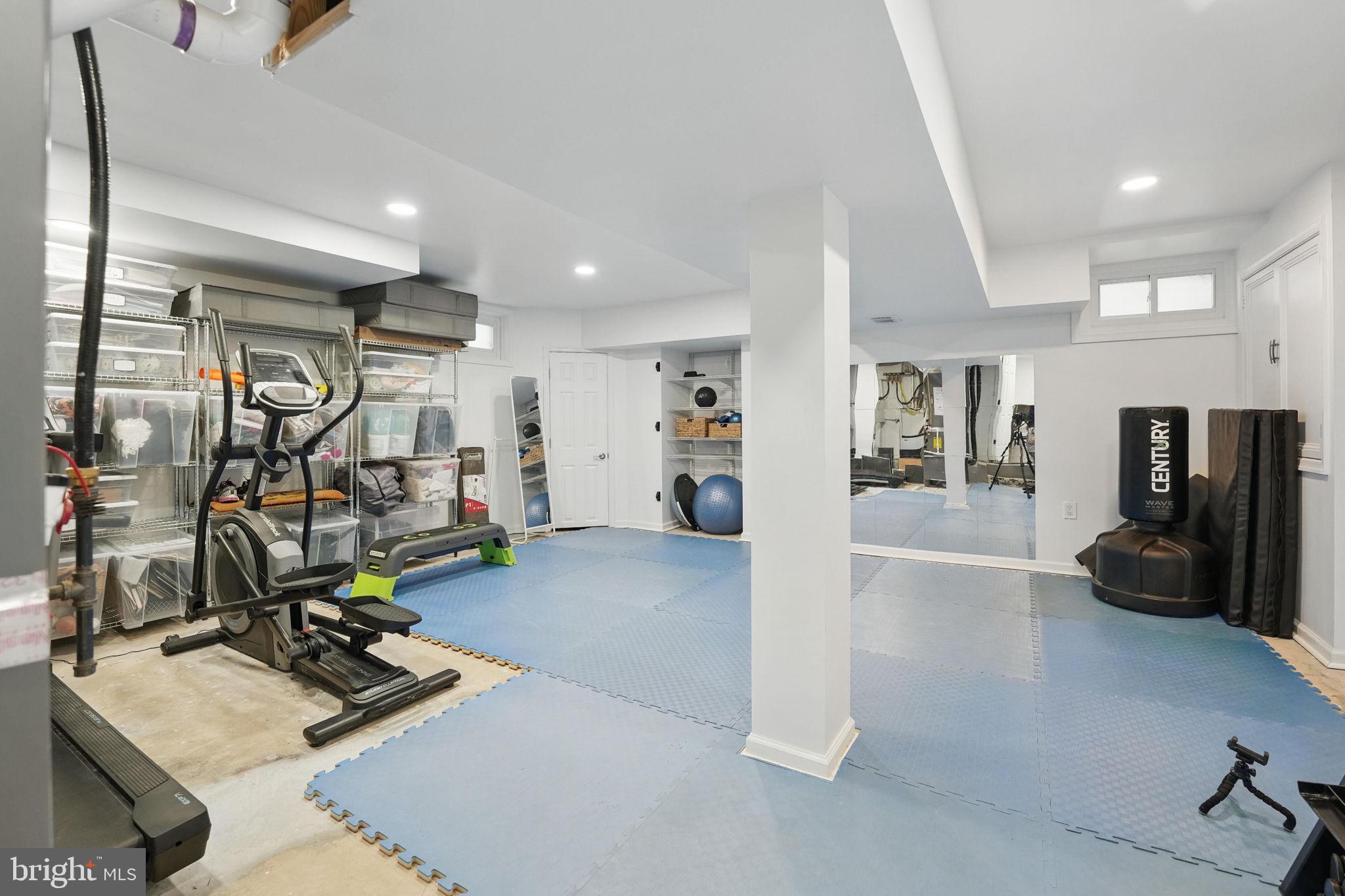 ROLLING FOREST - Residential