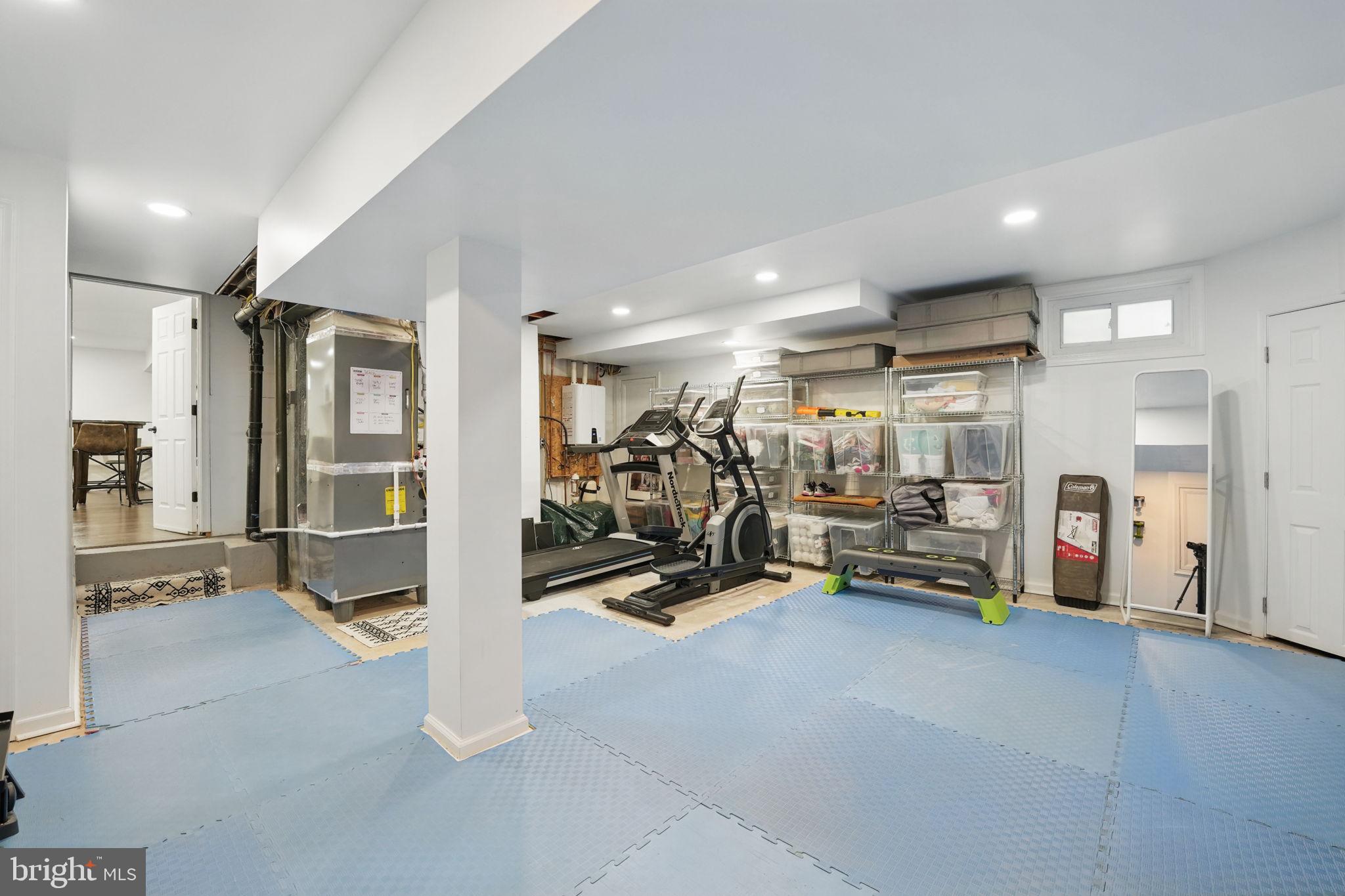 ROLLING FOREST - Residential