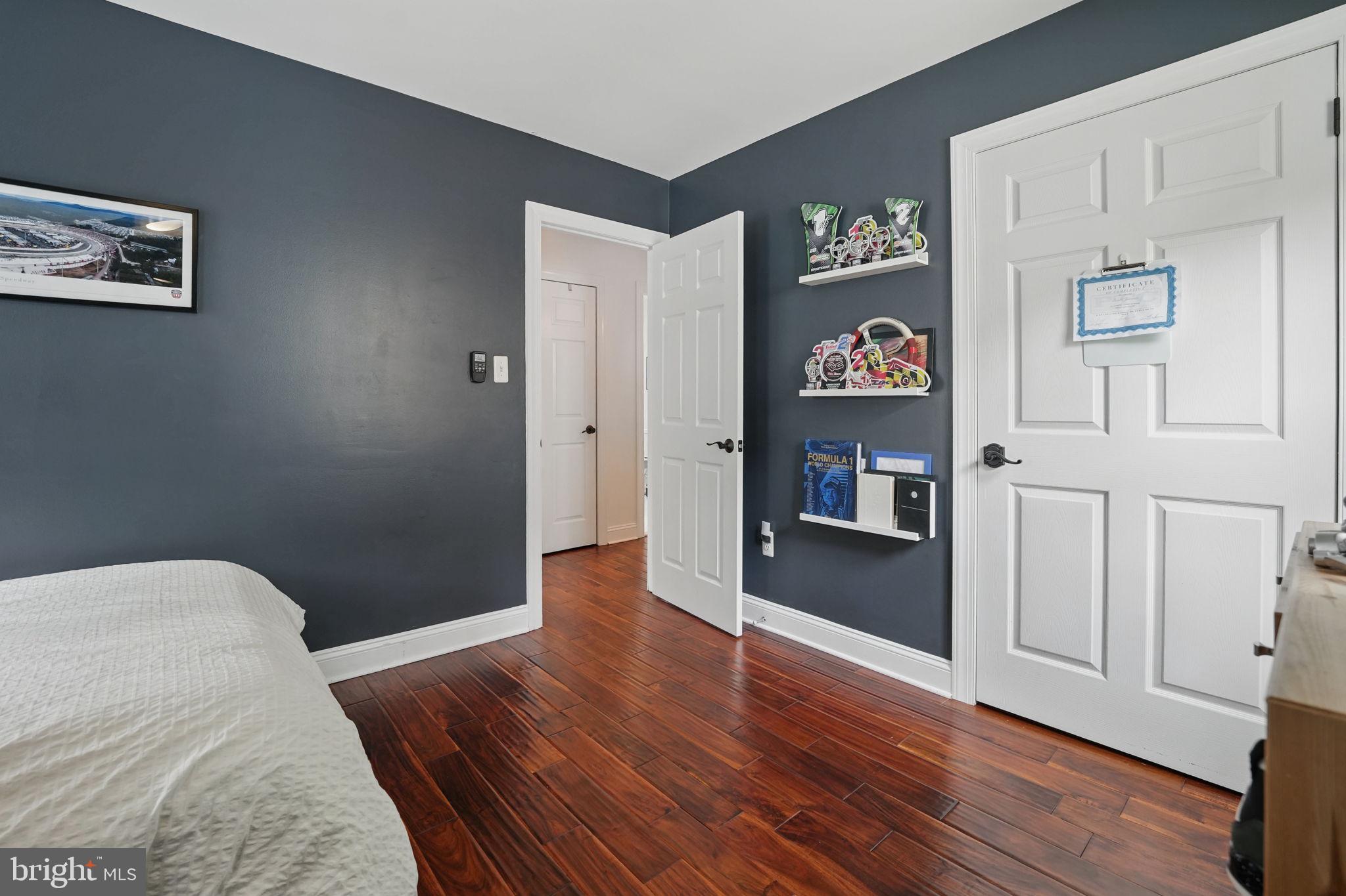 ROLLING FOREST - Residential