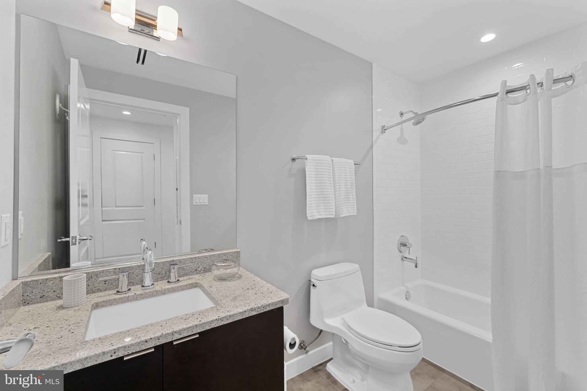 PRINTERS ROW - Residential