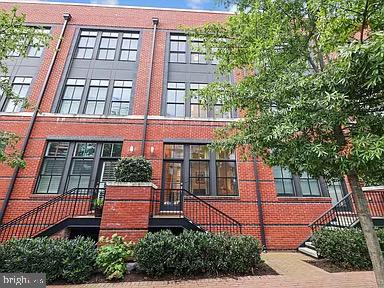 PRINTERS ROW - Residential