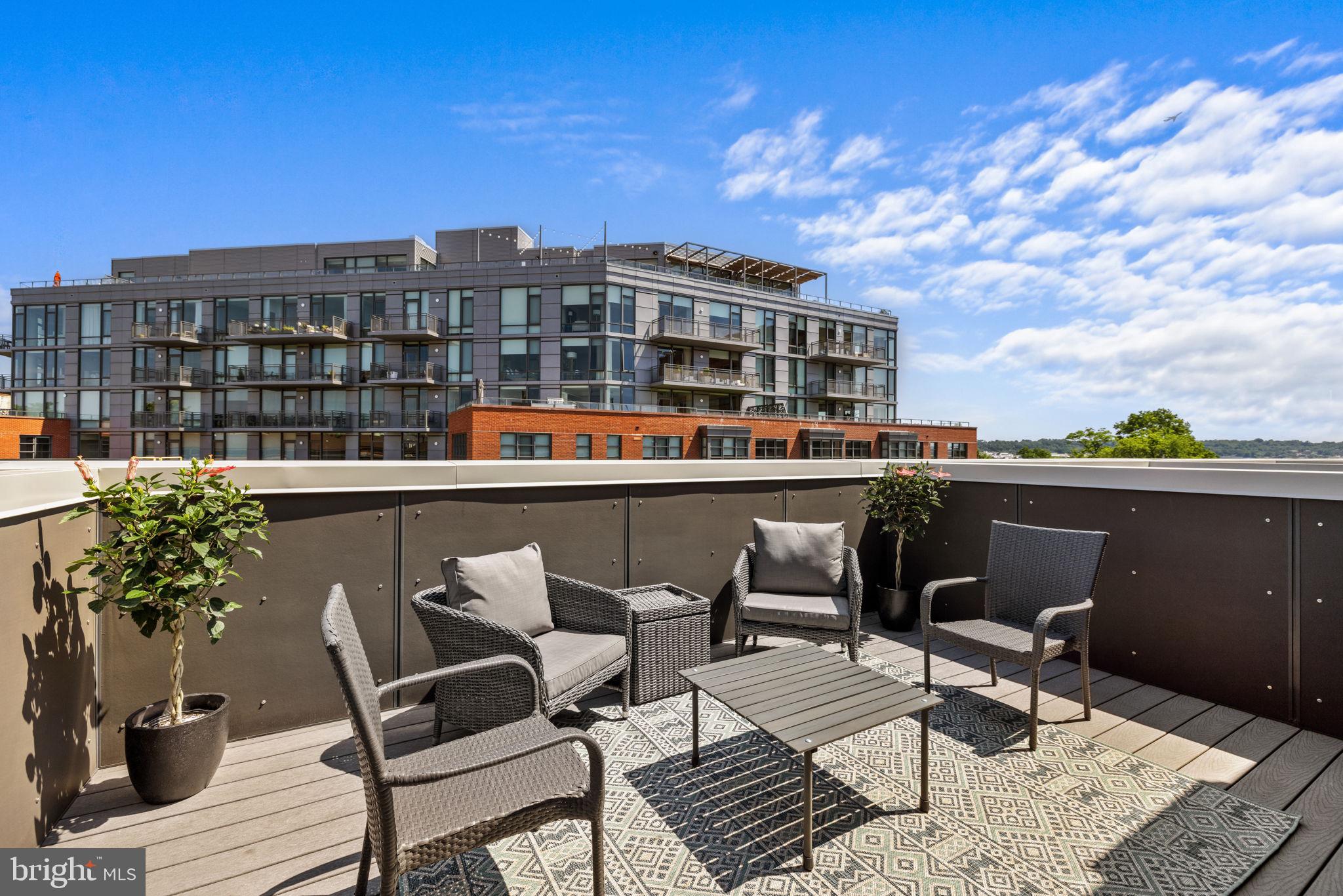 PRINTERS ROW - Residential