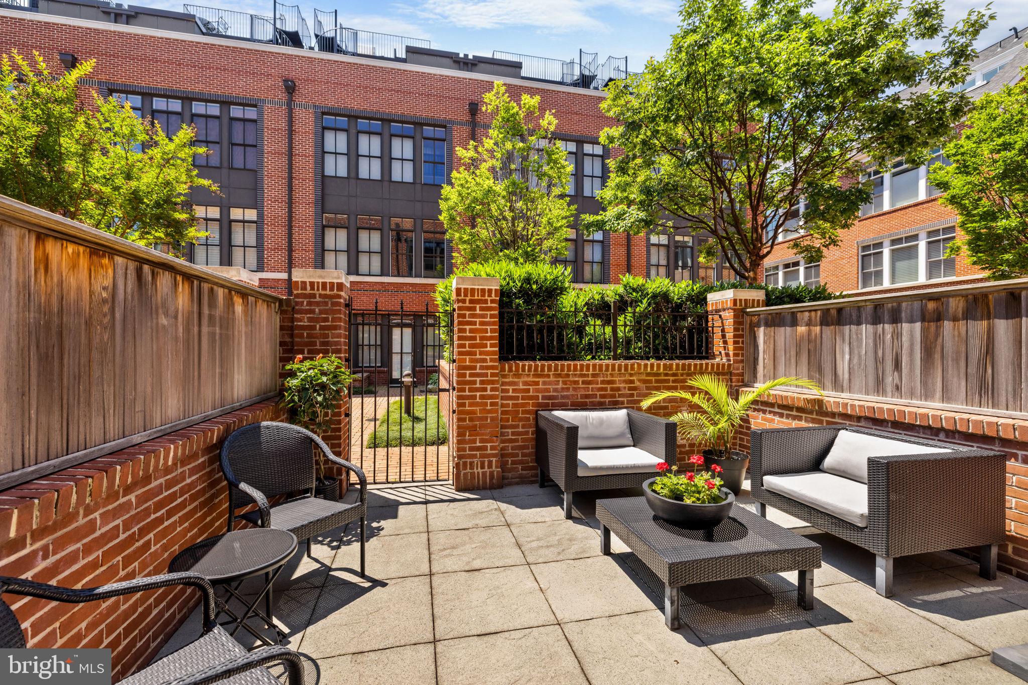 PRINTERS ROW - Residential