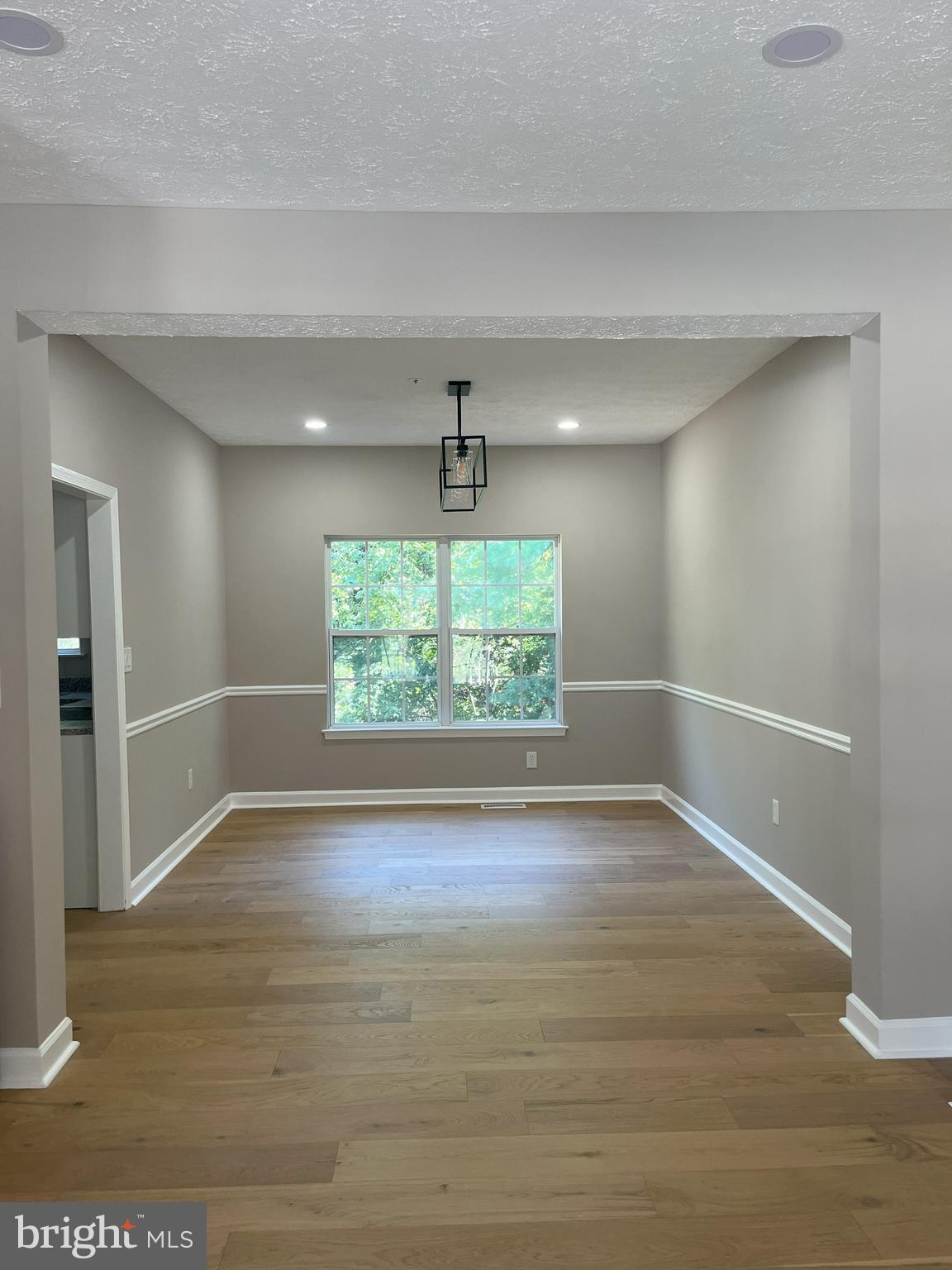 1015 CONSIDERATION LANE