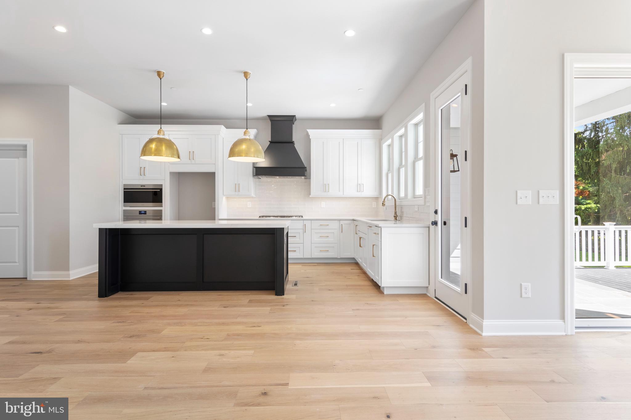 IRONSTONE AT BLUE BELL - Residential