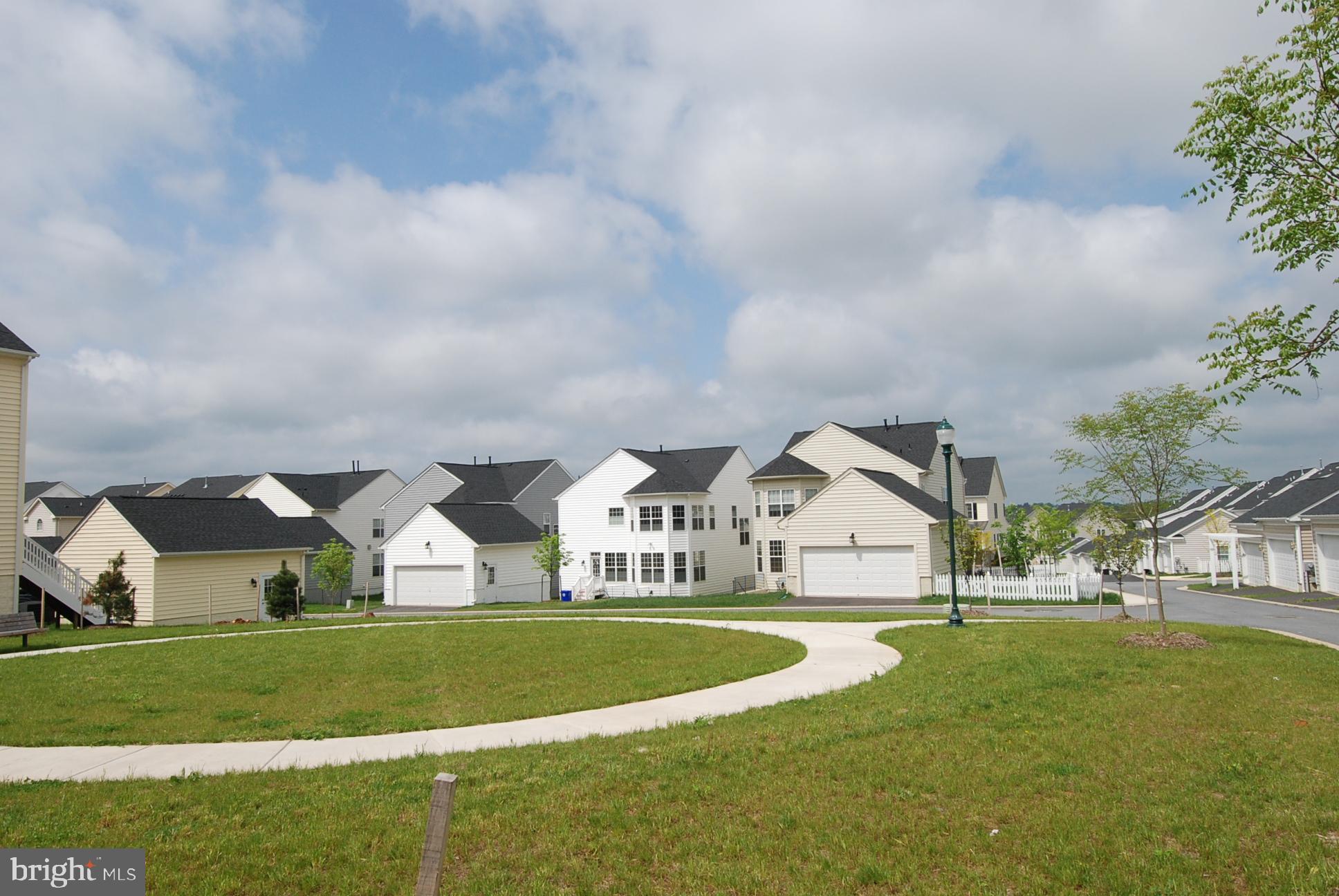 ARORA HILLS - Residential Lease