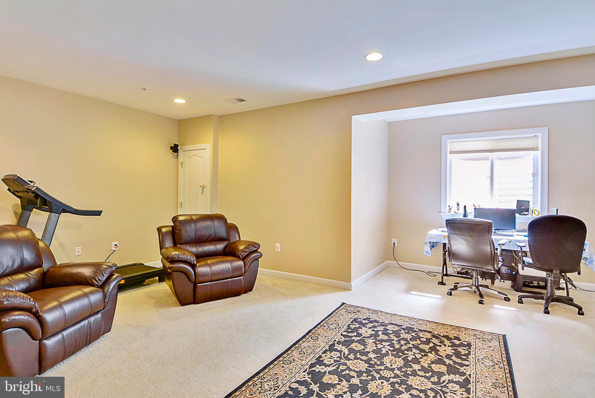 ARORA HILLS - Residential Lease