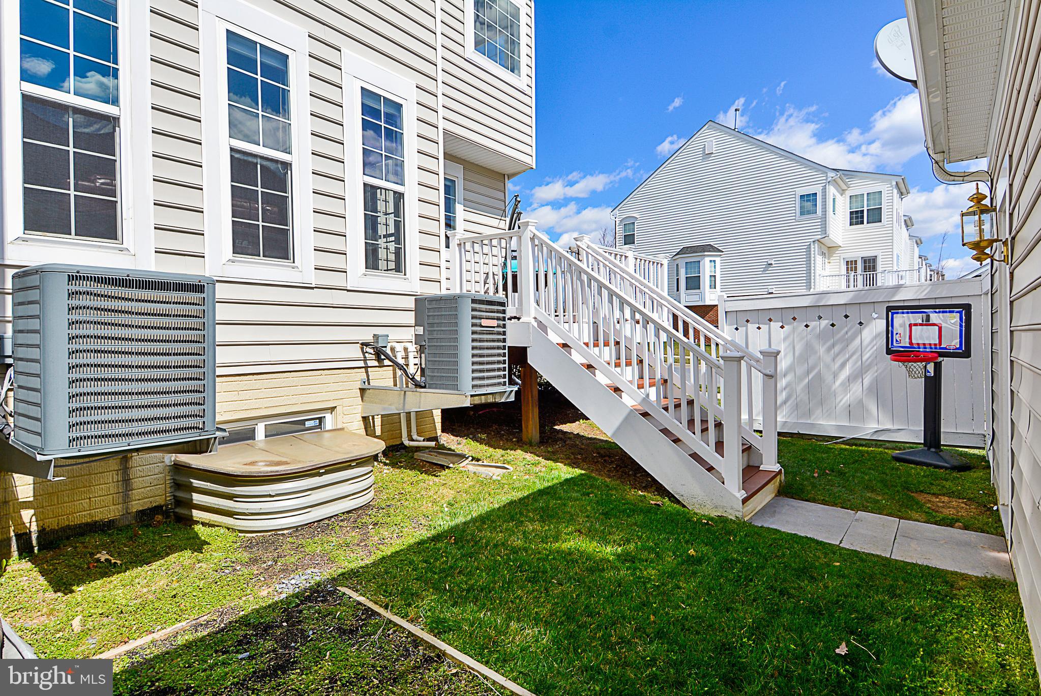 ARORA HILLS - Residential Lease