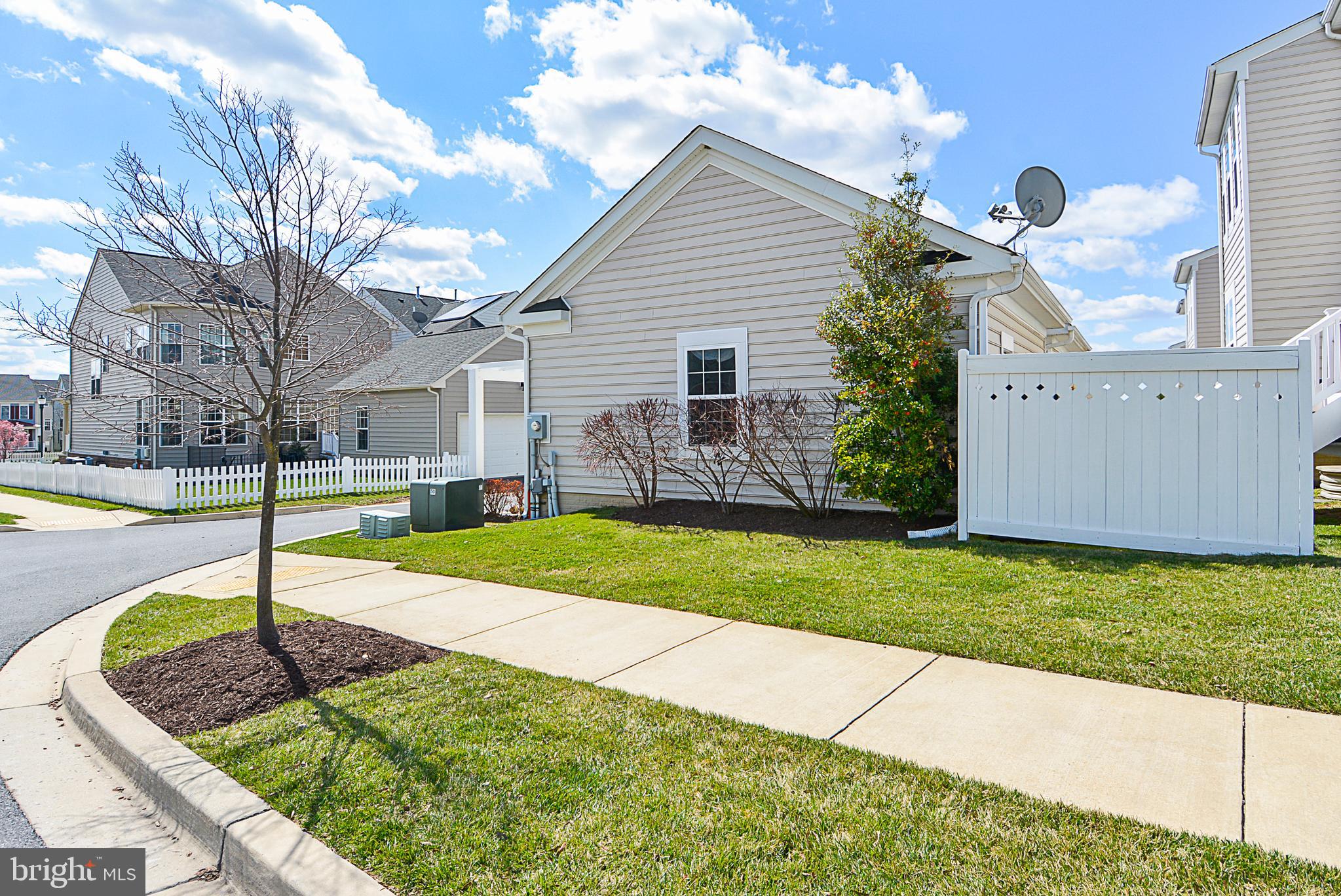 ARORA HILLS - Residential Lease