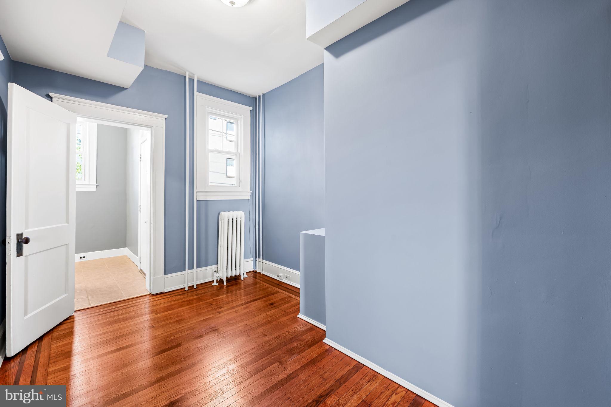RADNOR WINSTON - Residential