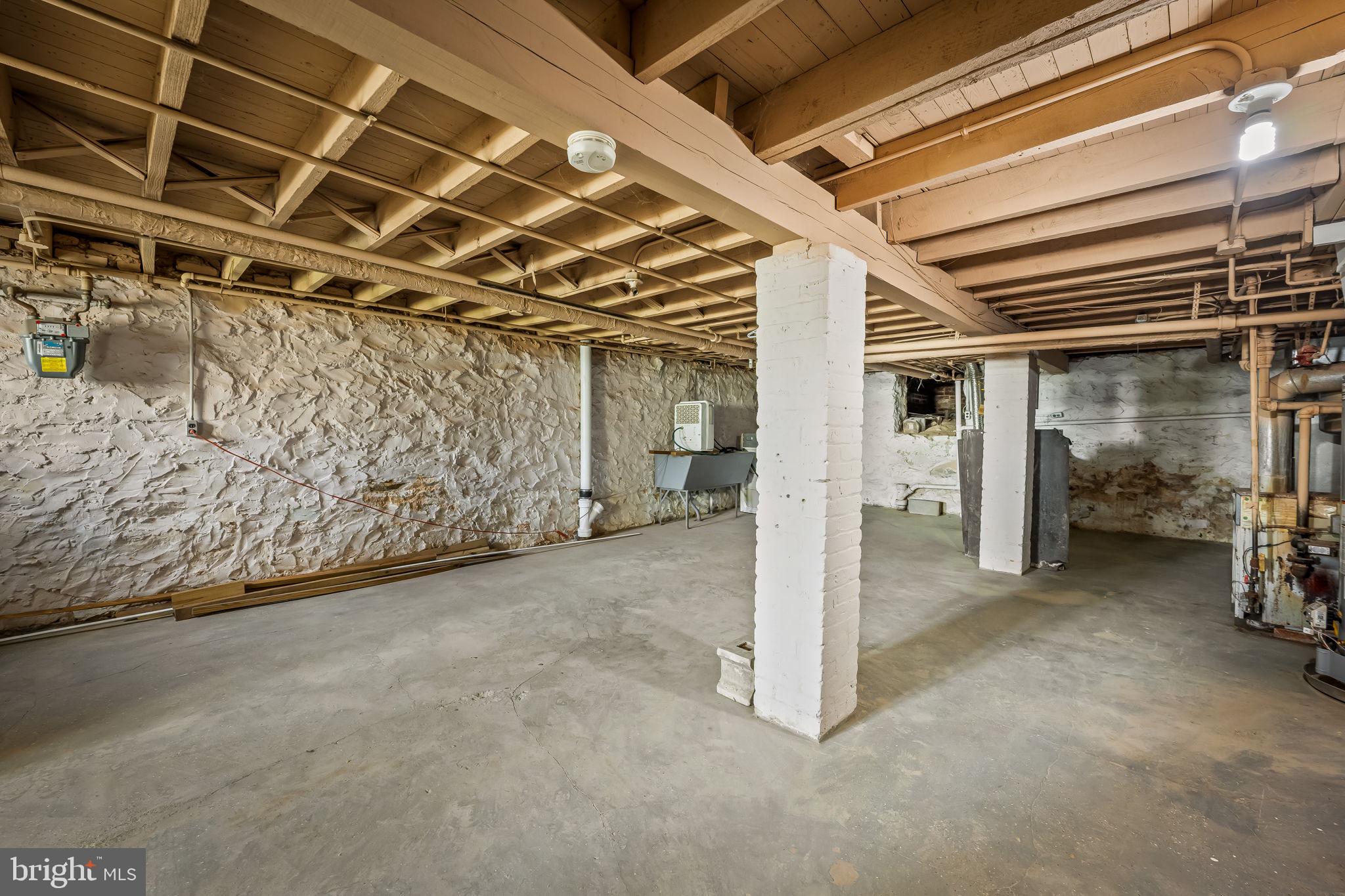 RADNOR WINSTON - Residential