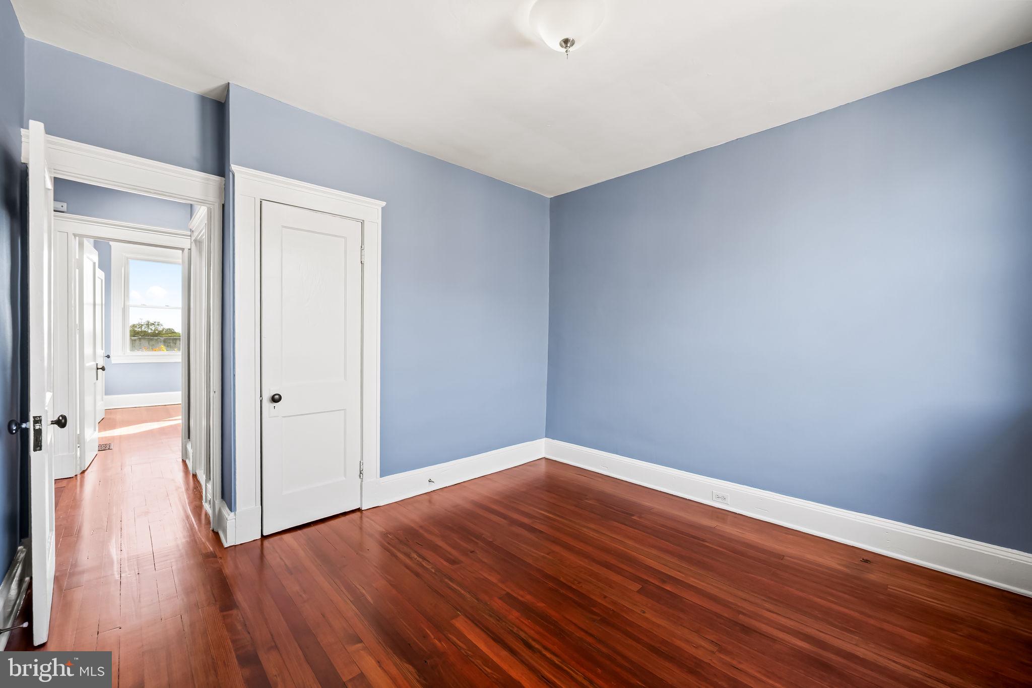 RADNOR WINSTON - Residential
