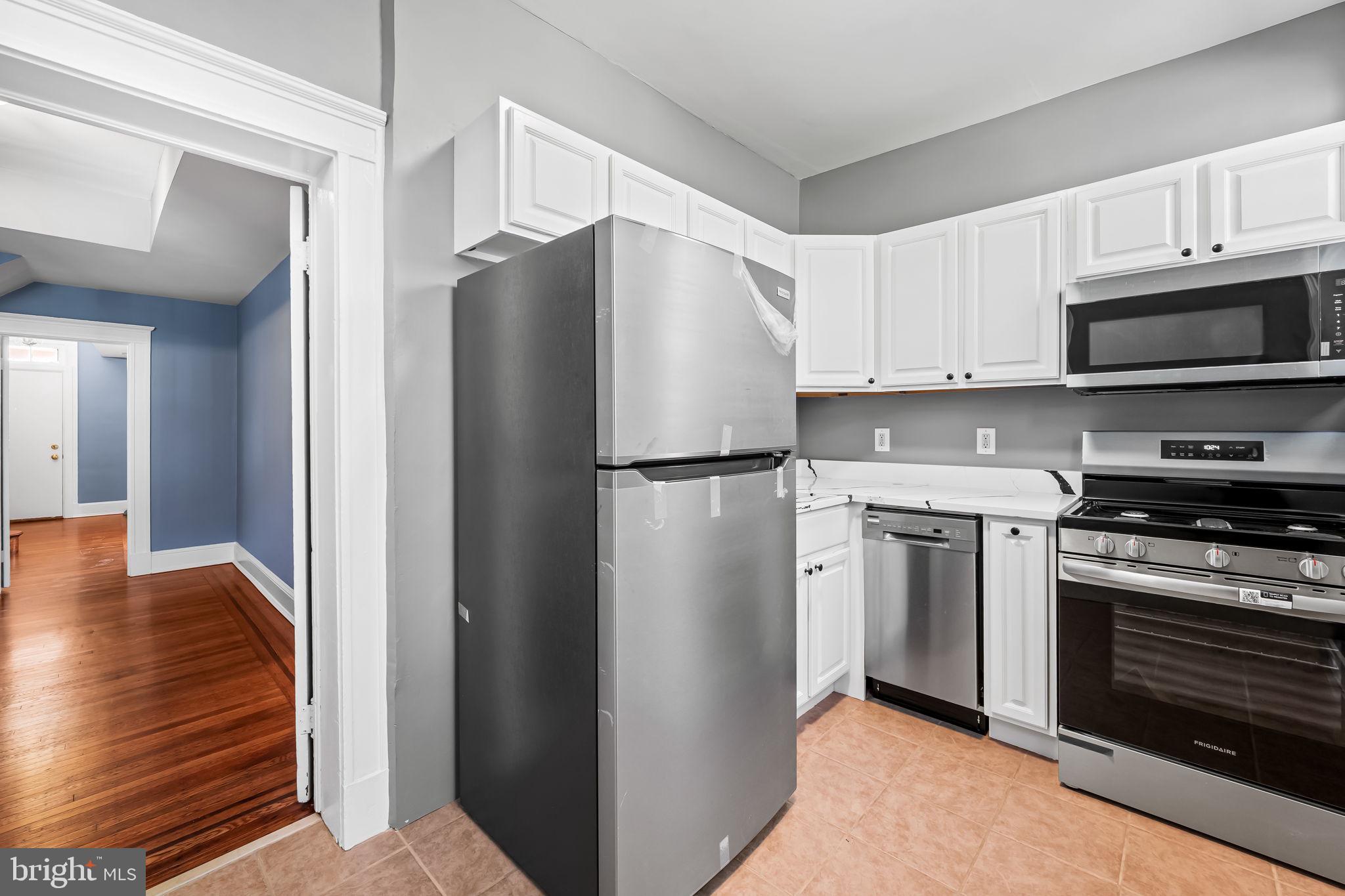 RADNOR WINSTON - Residential