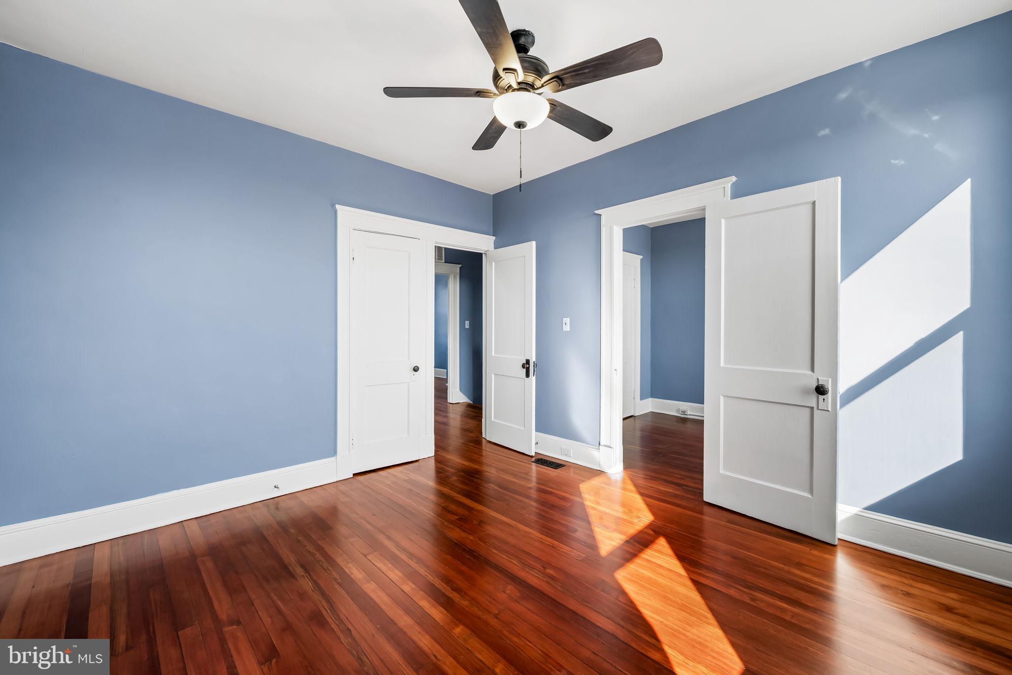 RADNOR WINSTON - Residential
