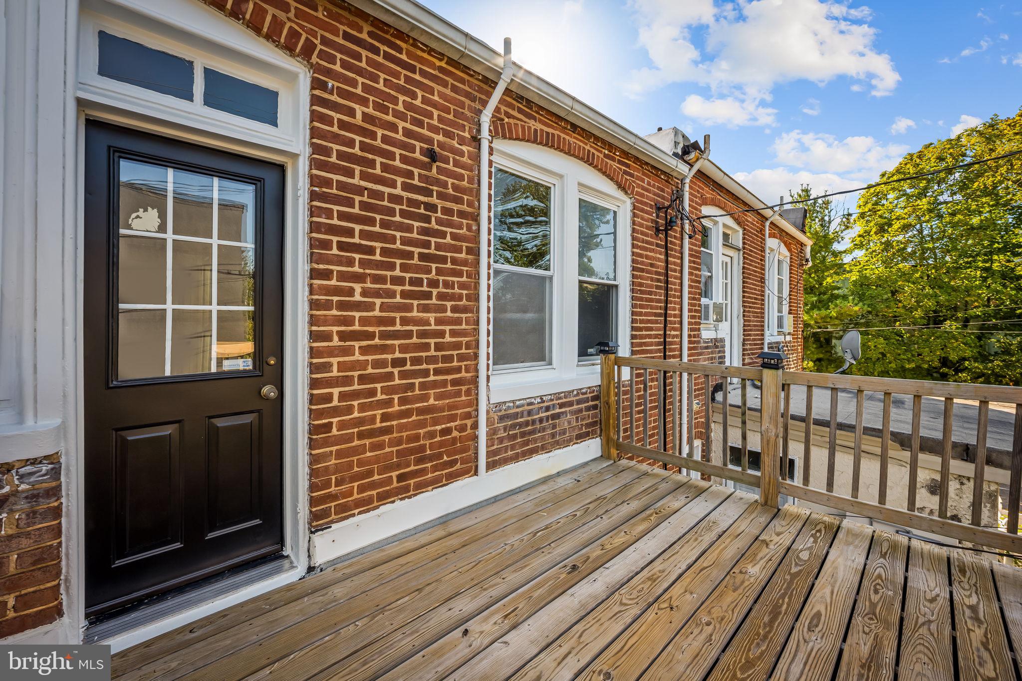 RADNOR WINSTON - Residential